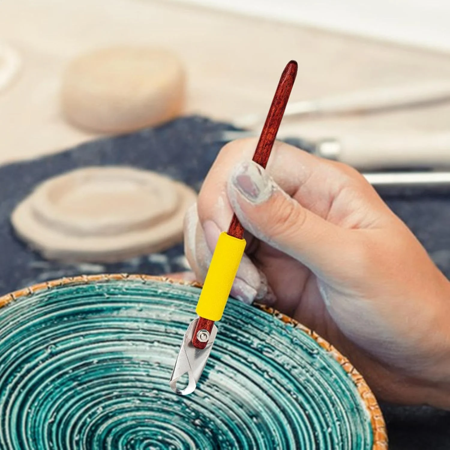 ابزار مجسمه سازی خاک رس kinrguiyuez، خراشنده حکاکی مجسمه سازی خاک رس با دسته چوبی | ابزار مدل سازی زاویه قابل تنظیم، ابزار برش خاک رس غیر لغزنده برای پیرایش و حکاکی