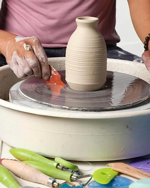 ابزار لبه زن سفالی Xiem Tools مدل Edger Rib 3 بزرگ (قرمز) | ابزار پرداخت آلومینیومی آنودایز شده | ابزار دقیق برای ایجاد پایه و بافت برای هنرمندان سرامیک