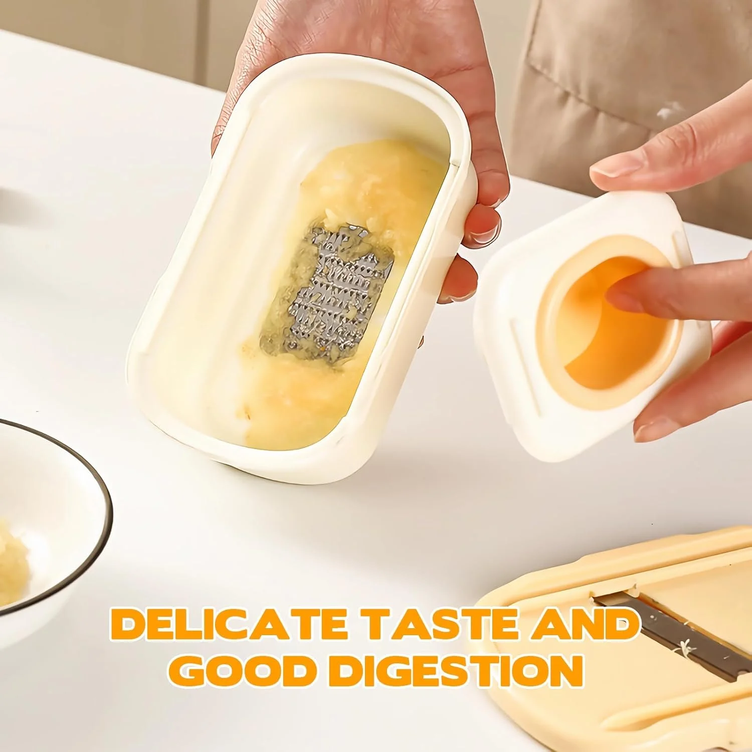 آزونه آسیاب دستی سیر و رنده زنجبیل، ابزار آشپزخانه چند منظوره 2 در 1 با برش دهنده سبزیجات، ایده آل برای استفاده روزانه و پخت و پز در فضای باز (زرد)