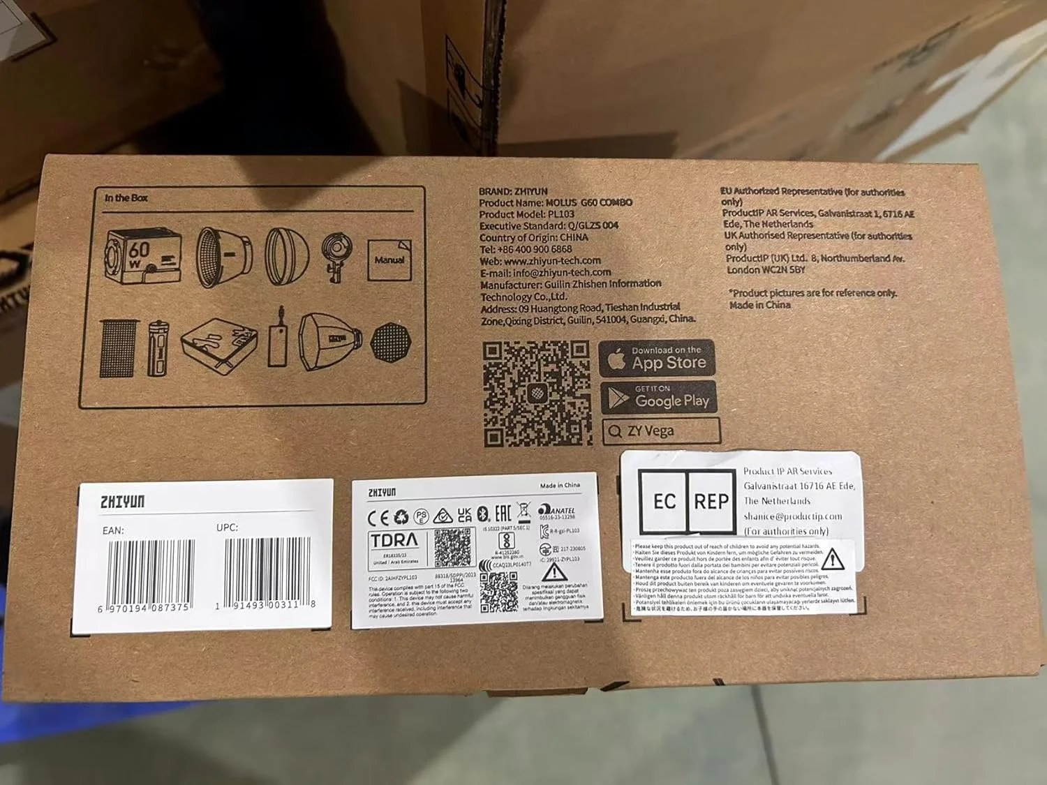 کیت کامل نور ویدیویی ZHIYUN MOLUS G60 [اورجینال] 60W COB، دو رنگ 2700K-6500K، کنترل از راه دور بلوتوث از طریق اپلیکیشن، نور مداوم برای عکاسی، به همراه منبع تغذیه DC/PD و سه پایه برای تولید محتوای یوتیوب، ولاگ و مراسم عروسی