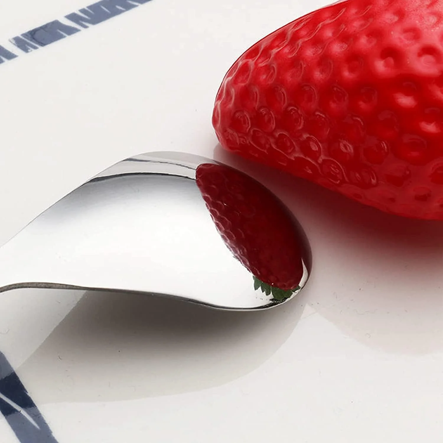 ست کارد و چنگال کودک SYOSI، ست ظروف 18/10 استیل ضد زنگ، شامل چاقو، قاشق و چنگال به همراه جعبه مسافرتی برای جعبه ناهار بچه ها، 3 تکه (آبی) ست کارد و چنگال کودک SYOSI، ست ظروف 18/10 استیل ضد زنگ، شامل چاقو، قاشق و چنگال به همراه جعبه مسافرتی برای جعبه ناهار بچه ها، 3 تکه (آبی)