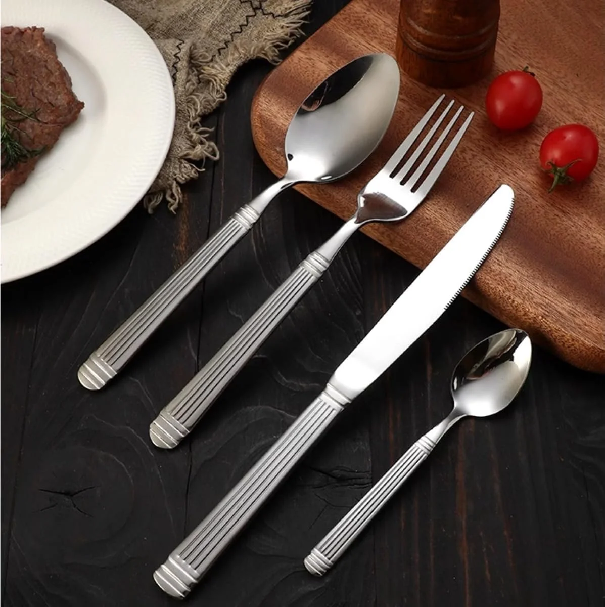 ست کارد و چنگال استیل ضد زنگ 8 تکه – سرویس ظروف نقره ای برای 2 نفر، شامل چاقو، چنگال، قاشق، مناسب برای آشپزخانه منزل، رستوران، هتل ست کارد و چنگال استیل ضد زنگ 8 تکه – سرویس ظروف نقره ای برای 2 نفر، شامل چاقو، چنگال، قاشق، مناسب برای آشپزخانه منزل، رستوران، هتل