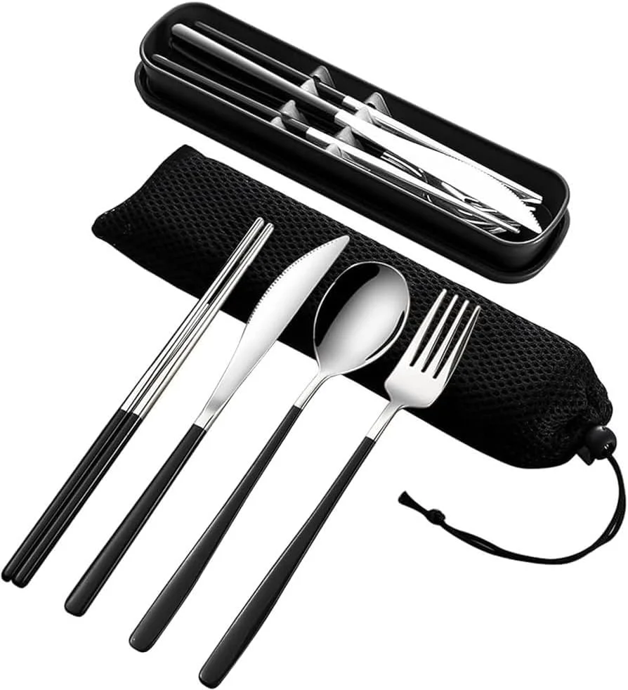 ست کارد و چنگال قابل حمل با جعبه، 4 تکه استیل ضد زنگ طلایی و مشکی، چنگال قاشق چاقو چاپستیک (مشکی نقره ای) ست کارد و چنگال قابل حمل با جعبه، 4 تکه استیل ضد زنگ طلایی و مشکی، چنگال قاشق چاقو چاپستیک (مشکی نقره ای)