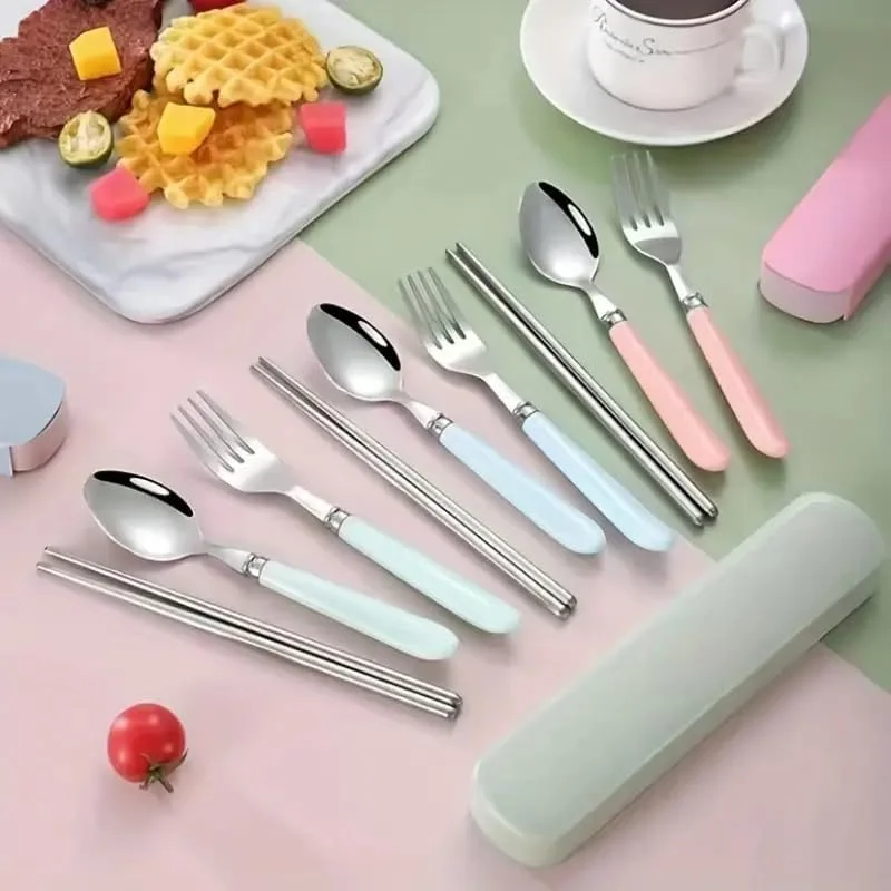 ست کارد و چنگال مسافرتی 25 تکه با جعبه – 5 تکه لوازم استیل ضد زنگ + 20 چنگال میوه – ایده آل برای کودکان، مدرسه، دفتر و استفاده در فضای باز (صورتی) ست کارد و چنگال مسافرتی 25 تکه با جعبه – 5 تکه لوازم استیل ضد زنگ + 20 چنگال میوه – ایده آل برای کودکان، مدرسه، دفتر و استفاده در فضای باز (صورتی)