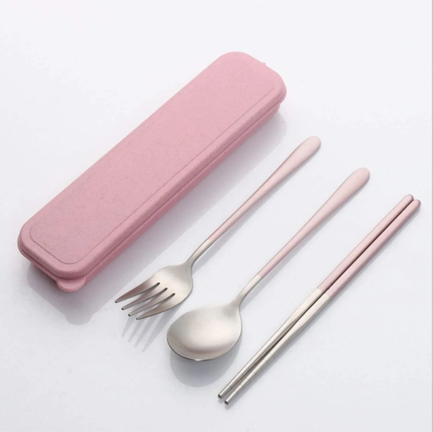 ست قاشق، چنگال و چاپستیک نامزی، استیل ضد زنگ 304 به همراه جعبه و کیف مسافرتی (صورتی) ست قاشق، چنگال و چاپستیک نامزی، استیل ضد زنگ 304 به همراه جعبه و کیف مسافرتی (صورتی)