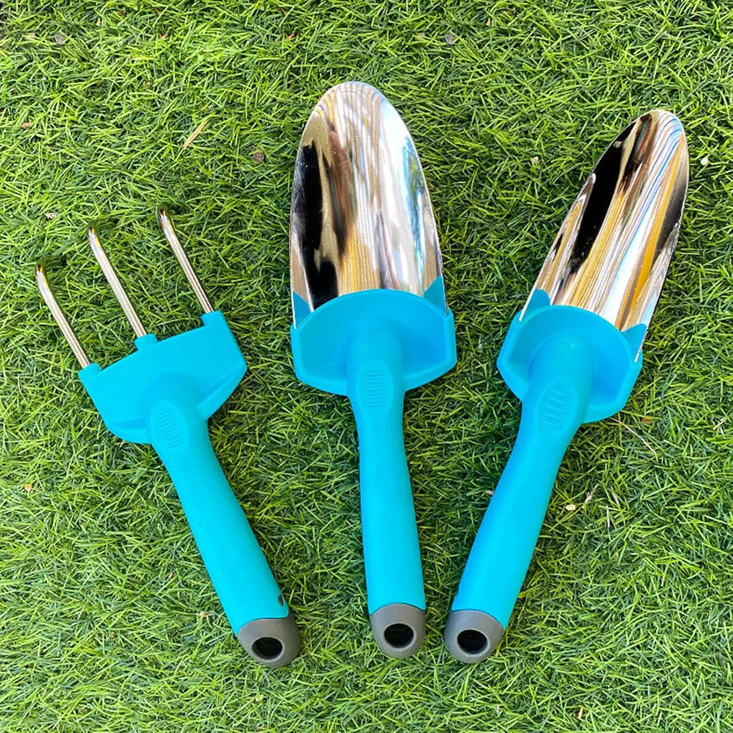 ست ابزار باغبانی 3 تکه SXPC، فولاد کربنی با روکش الکتروپلیت، شامل بیلچه کاشت، بیلچه باغبانی، شن کش و ابزار انتقال نشا مینی