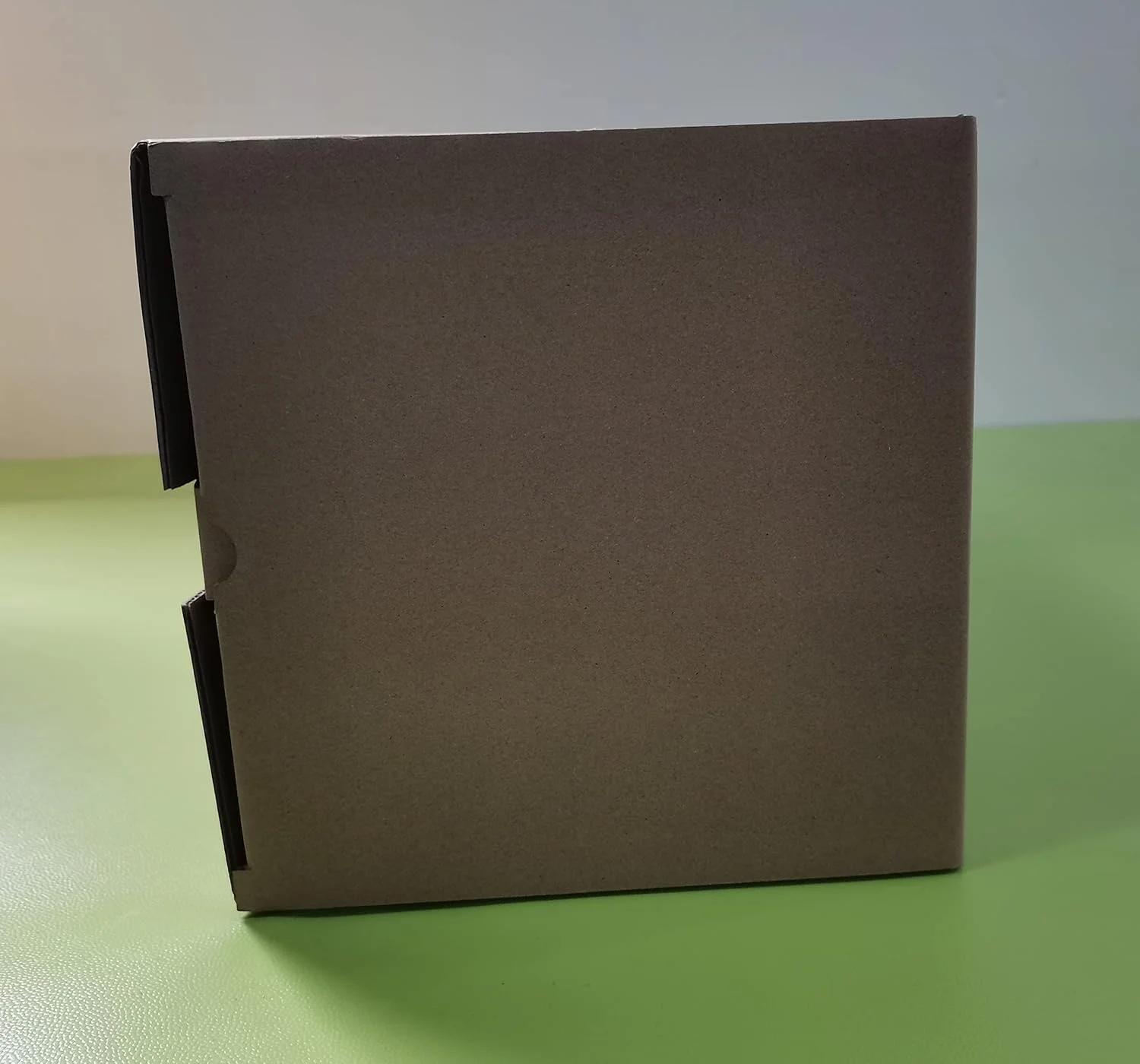 نرم باکس پارابولیک SMALLRIG (RA-D85)، نرم باکس گرید با رهاسازی سریع 85 سانتیمتری/33.5 اینچی با سیستم نصب Bowens برای SMALLRIG RC 120D/RC 120B/RC 220D/RC 220B و سایر نورهای دارای نصب Bowens – 3586 نرم باکس پارابولیک SMALLRIG (RA-D85)، نرم باکس گرید با رهاسازی سریع 85 سانتیمتری/33.5 اینچی با سیستم نصب Bowens برای SMALLRIG RC 120D/RC 120B/RC 220D/RC 220B و سایر نورهای دارای نصب Bowens – 3586