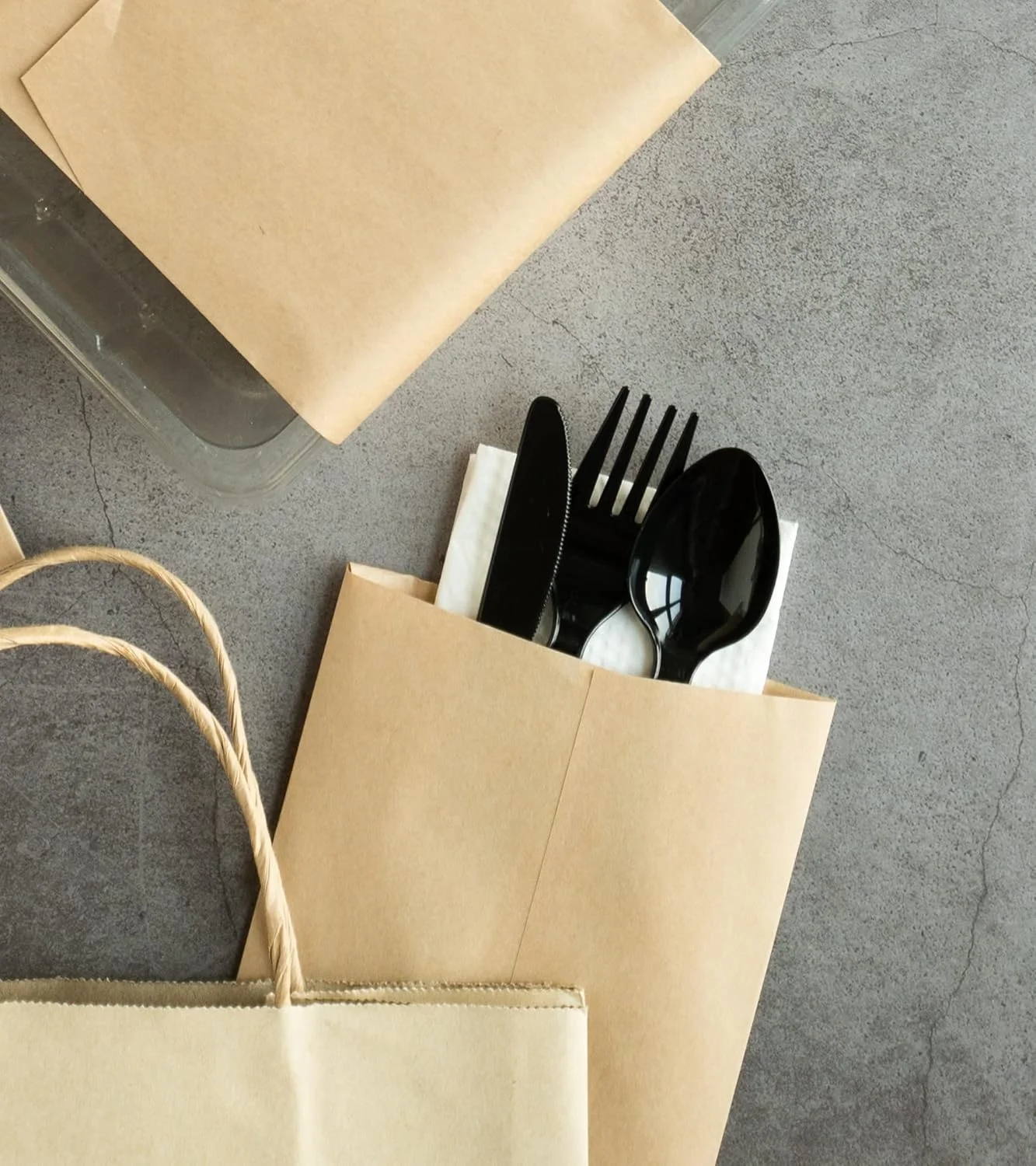 ست کارد، چنگال، قاشق و دستمال سفره پلاستیکی مشکی HYFY شامل 50 عدد، بسته بندی جداگانه، مناسب استفاده یکبار مصرف، قاشق یکبار مصرف، چنگال یکبار مصرف، قاشق پلاستیکی، وسایل سنگین ست کارد، چنگال، قاشق و دستمال سفره پلاستیکی مشکی HYFY شامل 50 عدد، بسته بندی جداگانه، مناسب استفاده یکبار مصرف، قاشق یکبار مصرف، چنگال یکبار مصرف، قاشق پلاستیکی، وسایل سنگین