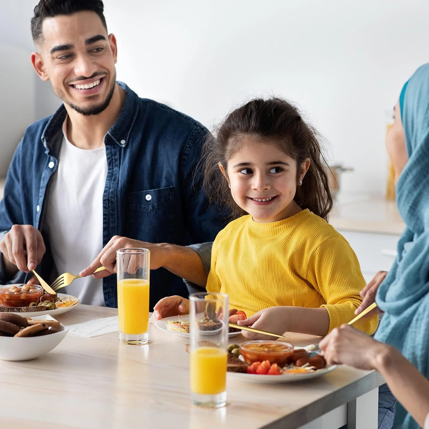 ست کارد و چنگال طلایی مات FDTY، مناسب برای 4 نفر، ست قاشق و چنگال استیل ضد زنگ، ست لوازم آشپزخانه شامل قاشق، چنگال و چاقو، پرداخت ساتن ست کارد و چنگال طلایی مات FDTY، مناسب برای 4 نفر، ست قاشق و چنگال استیل ضد زنگ، ست لوازم آشپزخانه شامل قاشق، چنگال و چاقو، پرداخت ساتن