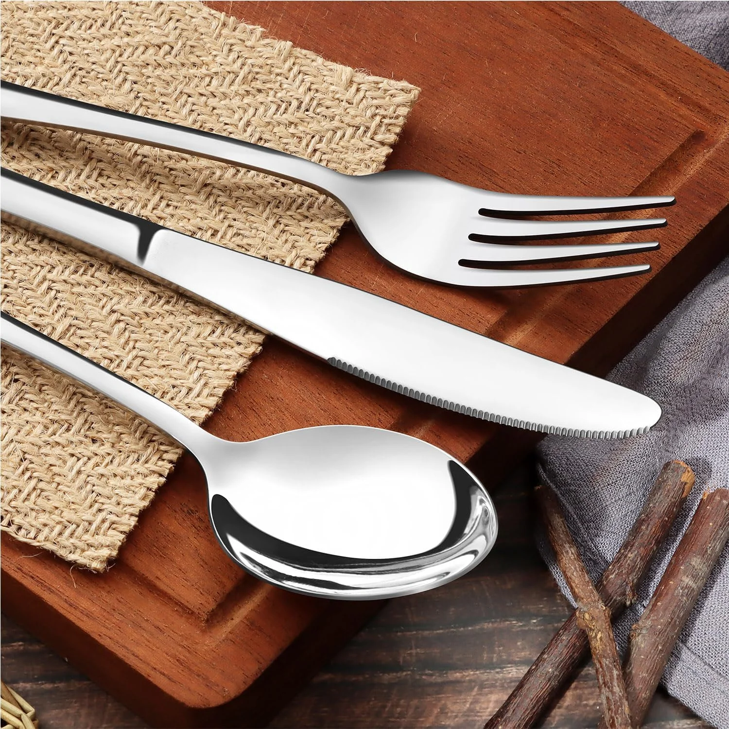 ست قاشق و چنگال 24 پارچه E-far، ست کارد و چنگال استیل ضد زنگ، لوازم غذاخوری برای 6 نفر، قاشق، چنگال، چاقو برای آشپزخانه منزل، ظروف غذاخوری برای شام، طراحی ساده و پرداخت آینه ای، قابل شستشو در ماشین ظرفشویی ست قاشق و چنگال 24 پارچه E-far، ست کارد و چنگال استیل ضد زنگ، لوازم غذاخوری برای 6 نفر، قاشق، چنگال، چاقو برای آشپزخانه منزل، ظروف غذاخوری برای شام، طراحی ساده و پرداخت آینه ای، قابل شستشو در ماشین ظرفشویی