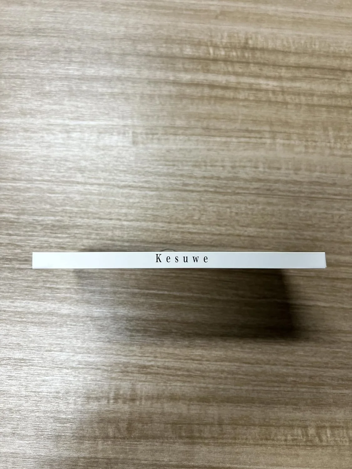 محافظ صفحه نمایش Kesuwe [بسته 3 عددی] برای Google Pixel 8 Pro، ضد خش، ضد اثر انگشت و بدون حباب، محافظ صفحه نمایش شیشه ای سخت با درجه سختی 9H، فیلم محافظ صفحه نمایش HD، سازگار با قاب