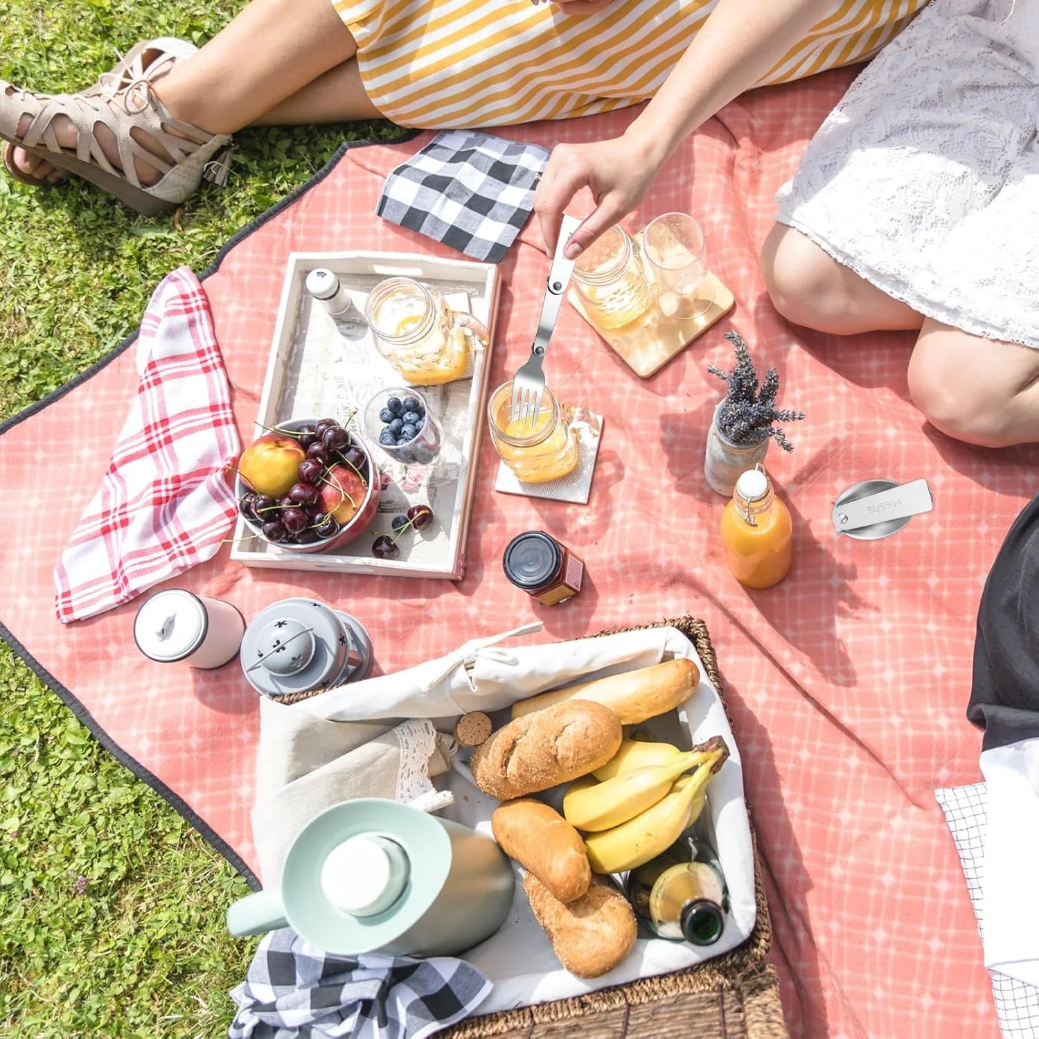 ست قاشق و چنگال تاشو BIGTHREE، ست قاشق و چنگال تاشو قابل حمل، قاشق و چنگال تاشو استیل ضد زنگ با دو جعبه نگهداری پلاستیکی برای مسافرت، کمپینگ، پیک نیک در فضای باز