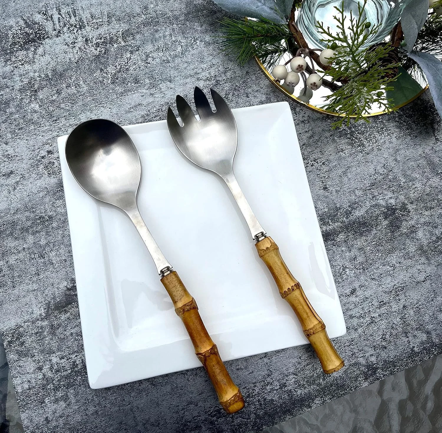 ست قاشق و چنگال سرو آزونه، 4 تکه، استیل ضد زنگ 304 با دسته بامبو طبیعی، ست سرو 10 اینچی با دسته بامبو واقعی، دسته بامبو منحصر به فرد با پرداخت آینه ای، نقره ای ست قاشق و چنگال سرو آزونه، 4 تکه، استیل ضد زنگ 304 با دسته بامبو طبیعی، ست سرو 10 اینچی با دسته بامبو واقعی، دسته بامبو منحصر به فرد با پرداخت آینه ای، نقره ای