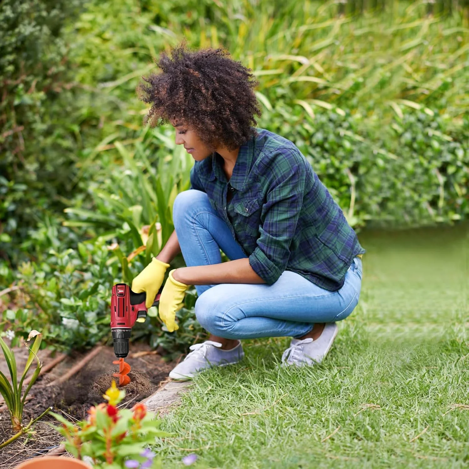 BeneLabel Auger Drill Bit Garden, 81 x 10cm Post Hole Digger Bulb Planting Digging Tool Extended Soil Earth Ground Spiral Shaft for Bedding/Seeding/Fence Mailbox Post, Suits 10mm Hex