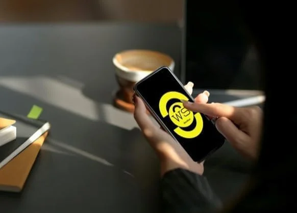 محافظ صفحه نمایش حریم خصوصی هیدروژلی WardSan [یک عدد برای گوگل پیکسل 9/9 پرو 6.3 اینچ] سه بعدی | پایه سلفی رایگان | ضد ضربه | محافظ TPU نرم | بهتر از شیشه حرارت دیده