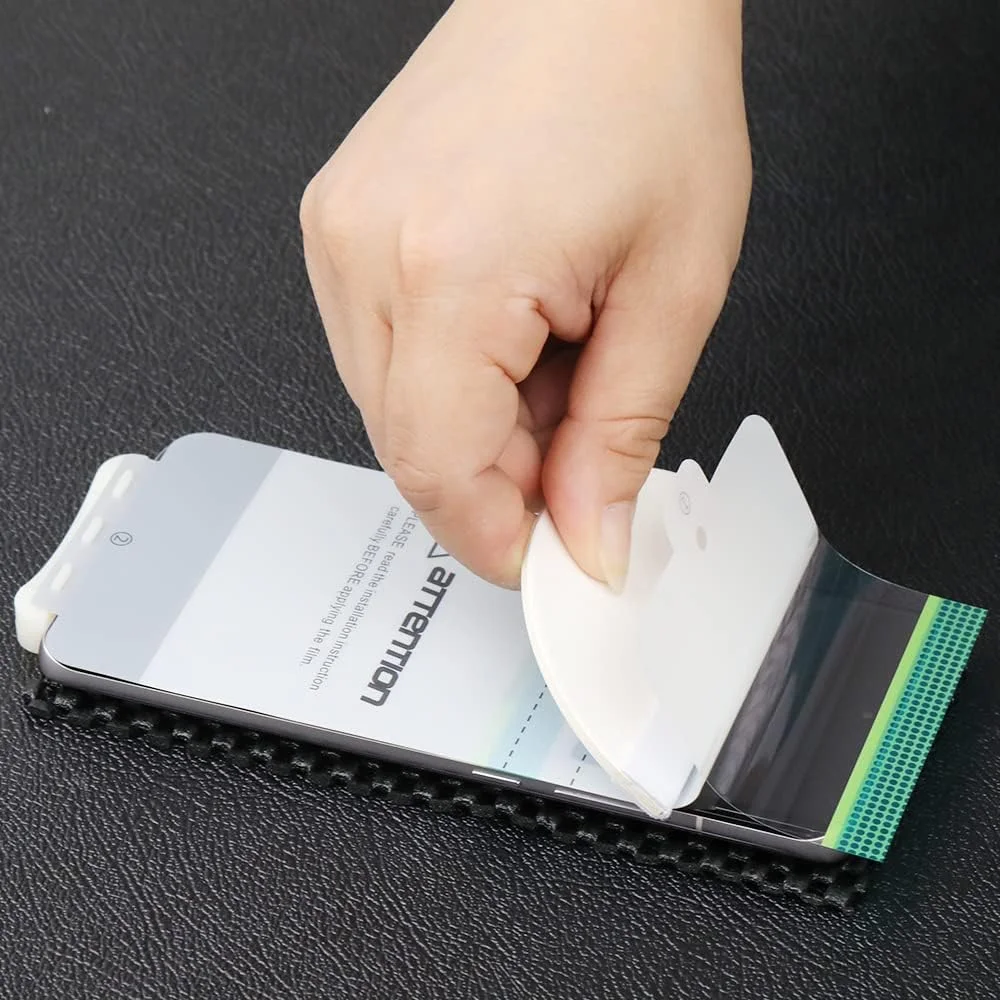 محافظ صفحه نمایش انعطاف پذیر TPU مدل Ibywind مناسب برای گوشی Google Pixel 7 Pro 5G، بسته 2 عددی، بدون حباب، نصب آسان محافظ صفحه نمایش انعطاف پذیر TPU مدل Ibywind مناسب برای گوشی Google Pixel 7 Pro 5G، بسته 2 عددی، بدون حباب، نصب آسان