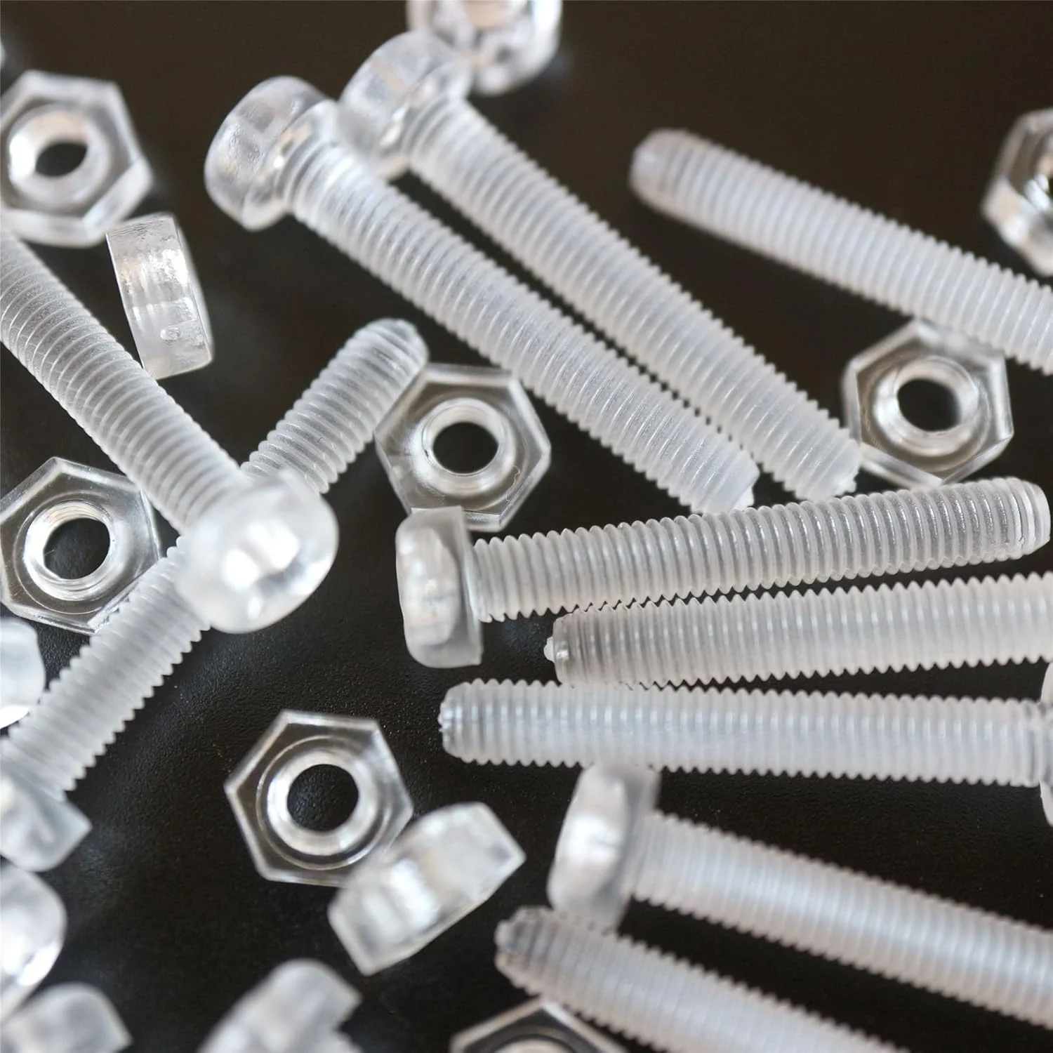 مجموعه 100 عددی پیچ و مهره آکریلیک شفاف کاترپیلار قرمز - M3، M4، M5، M6، M8 - پیچ و مهره پلاستیکی آکریلیک شفاف - پیچ های پلاستیکی آکریلیک، M3، M4، M5، M6، M8، واشر