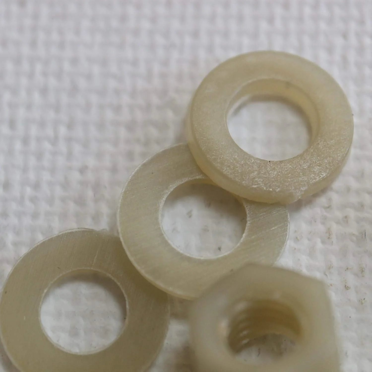 پیچ های ماشینی سر پهن سوپر نایلون تقویت شده با الیاف شیشه ای قرمز کاترپیلار 50 عددی، پیچ های ماشینی صلیبی، M5 x 20mm، مهره و پیچ های پلاستیکی، واشر، 13/64" x 25/32 پیچ های ماشینی سر پهن سوپر نایلون تقویت شده با الیاف شیشه ای قرمز کاترپیلار 50 عددی، پیچ های ماشینی صلیبی، M5 x 20mm، مهره و پیچ های پلاستیکی، واشر، 13/64" x 25/32