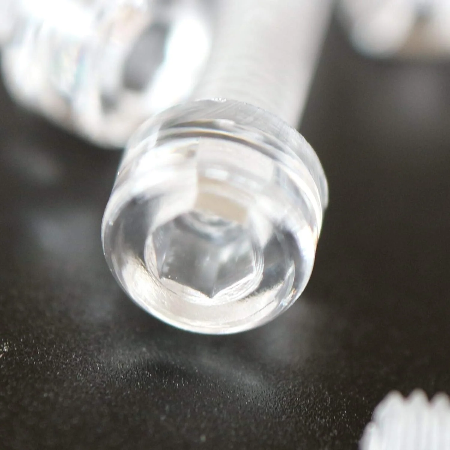 پیچ های ماشینی پلاستیکی سر سوکت پلی کربنات قرمز Caterpillar، سر شش گوش، M4 x 20mm، پیچ و مهره و واشر پلاستیکی، 5/32" x 25/32" پیچ های ماشینی پلاستیکی سر سوکت پلی کربنات قرمز Caterpillar، سر شش گوش، M4 x 20mm، پیچ و مهره و واشر پلاستیکی، 5/32" x 25/32"