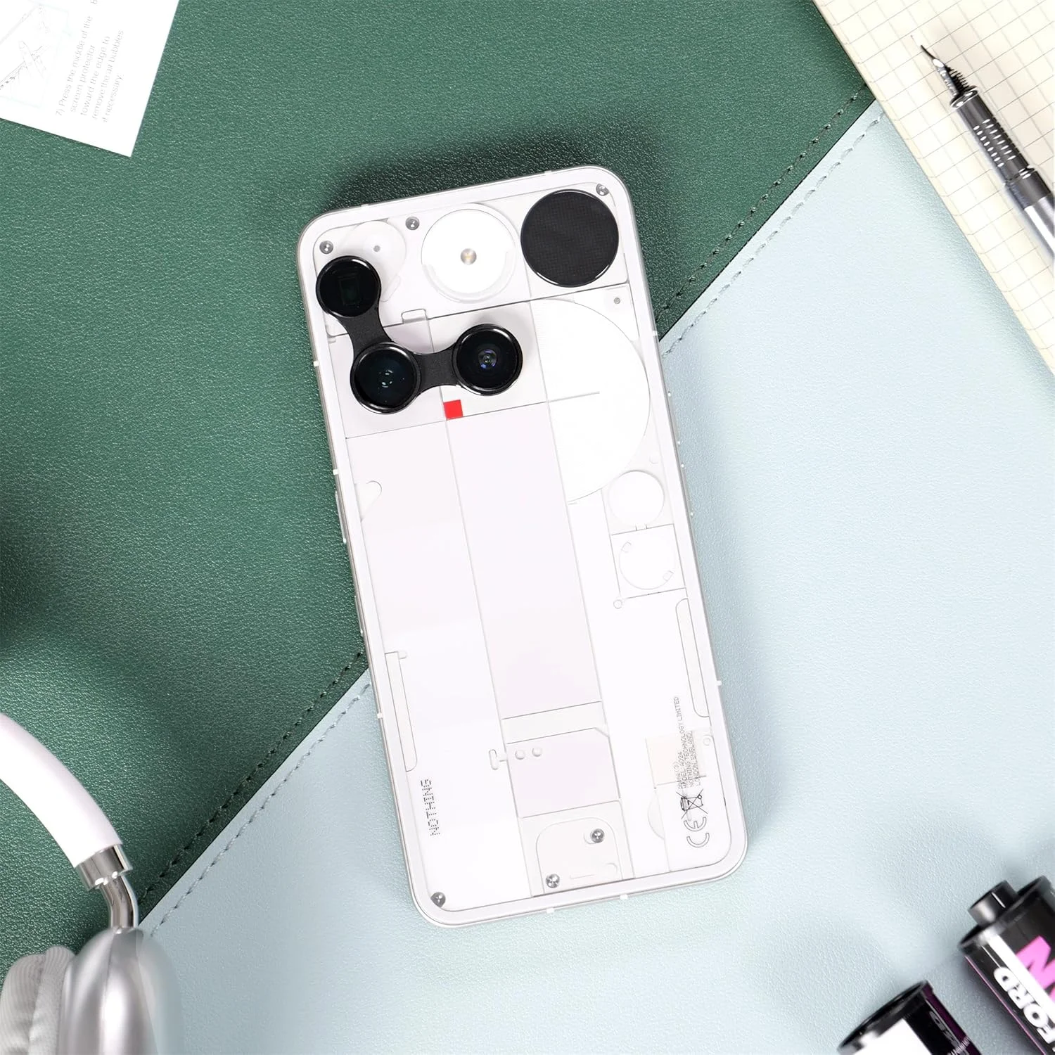 محافظ صفحه نمایش شیشه ای Ibywind برای Nothing Phone (3) 5G، بسته 2 عددی، شیشه حرارت دیده با سختی 9H به همراه محافظ لنز دوربین، ابزار نصب آسان، بدون حباب، باز کردن قفل با اثر انگشت، ضد خرد شدن، ضد خش