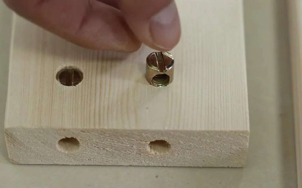 binifiMux پیچ و مهره جایگزین سخت افزار تخت خواب نوزاد، 100 عدد M6 x 35mm/ 45mm/ 55mm/ 65mm/ 75mm پیچ و مهره آلن خور و مهره استوانه ای، کیت متنوع برای تخت نوزاد، صندلی، تخت خواب و مبلمان binifiMux پیچ و مهره جایگزین سخت افزار تخت خواب نوزاد، 100 عدد M6 x 35mm/ 45mm/ 55mm/ 65mm/ 75mm پیچ و مهره آلن خور و مهره استوانه ای، کیت متنوع برای تخت نوزاد، صندلی، تخت خواب و مبلمان