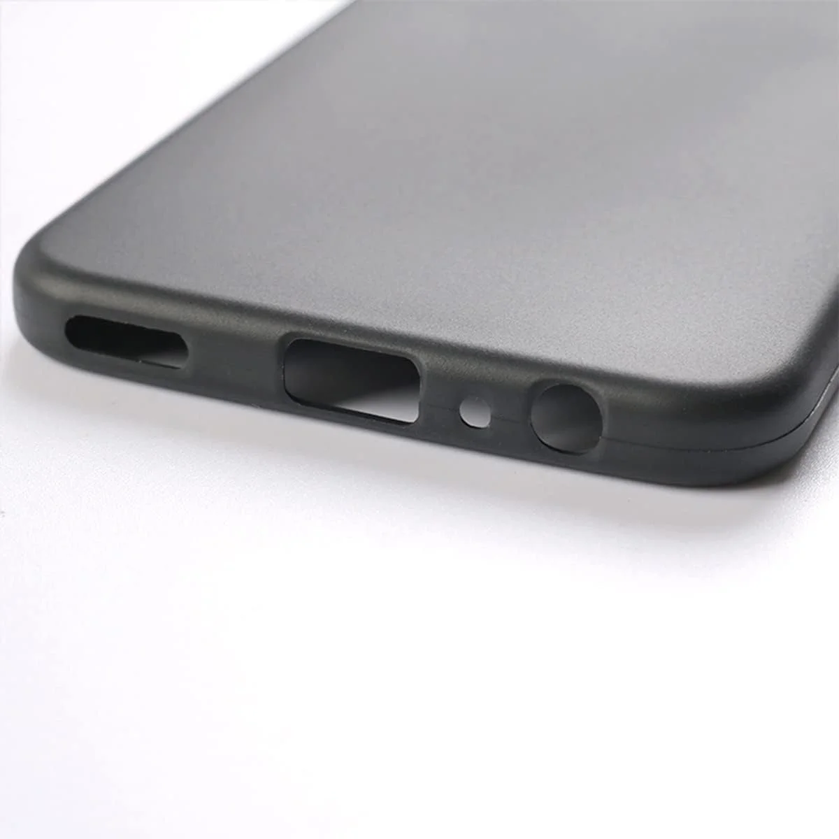 قاب محافظ گوشی Reshias سازگار با Honor X8 4G (نه برای 5G)، قاب محافظ TPU نرم مشکی با دو محافظ صفحه نمایش شیشه ای حرارت دیده برای Honor X8 (6.7 اینچ) قاب محافظ گوشی Reshias سازگار با Honor X8 4G (نه برای 5G)، قاب محافظ TPU نرم مشکی با دو محافظ صفحه نمایش شیشه ای حرارت دیده برای Honor X8 (6.7 اینچ)