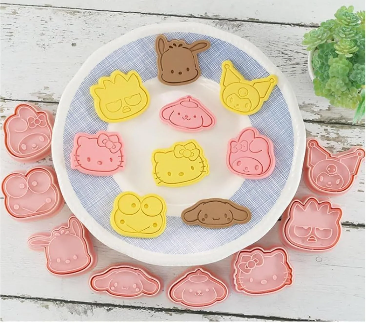 ست قالب کوکی گربه کیتی بامزه، ست 8 عددی قالب کوکی کارتونی برجسته، کیک پزی خودتان انجام دهید، شکر، شیرینی، لوازم پخت (شامل کاغذ روغنی)