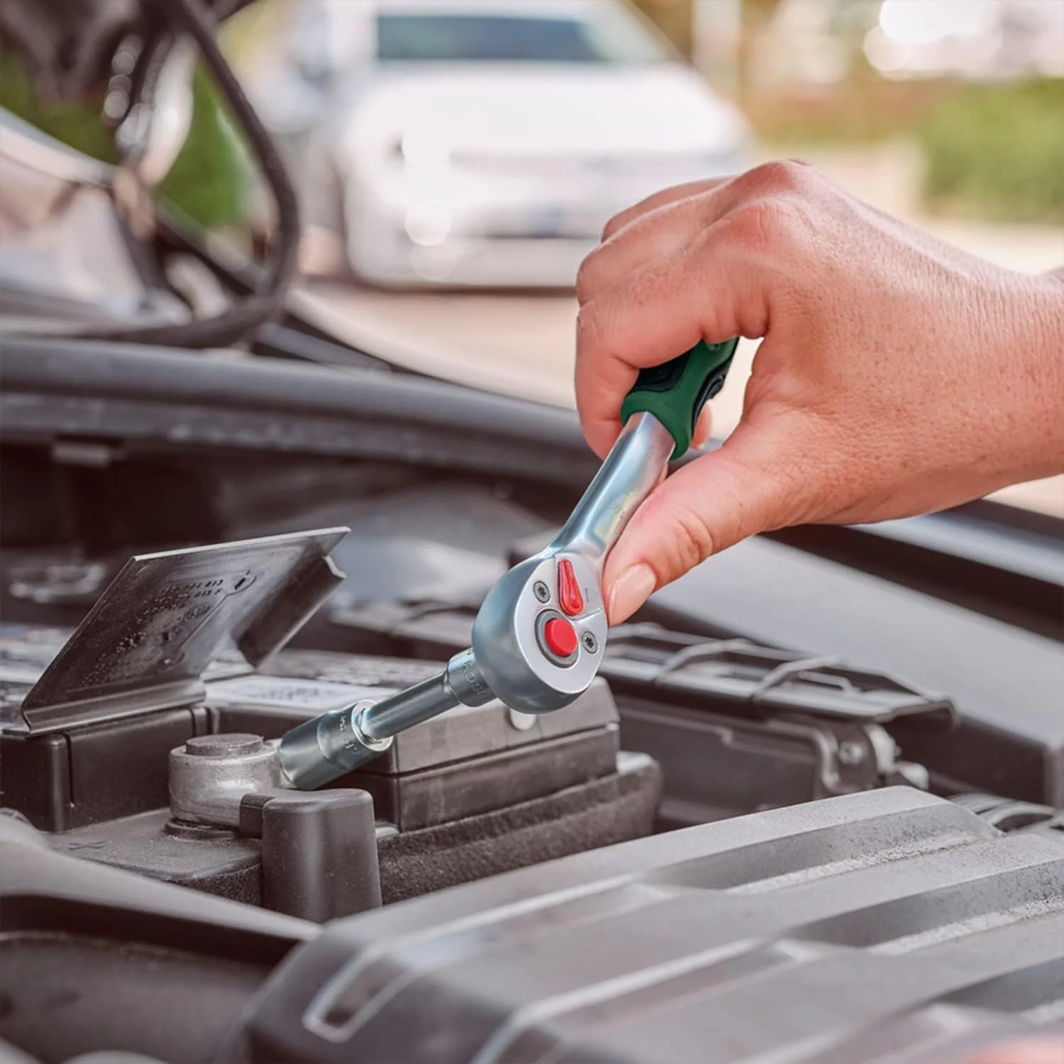 مجموعه جغجغه / بکس ¼ اینچ بوش، 14 قطعه (کیفیت ایده آل، مجموعه بکس چند منظوره برای کارهای مختلف DIY؛ دسته ارگونومیک با روکش نرم؛ نگهدارنده مغناطیسی سری پیچ گوشتی)