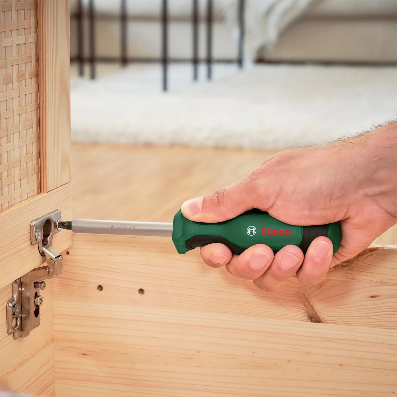 مجموعه ابزار دستی 52 تکه بوش مدل "Advanced" (مجموعه ابزار برای علاقه مندان و متخصصان DIY، دوام بالا، متریال با کیفیت) مجموعه ابزار دستی 52 تکه بوش مدل "Advanced" (مجموعه ابزار برای علاقه مندان و متخصصان DIY، دوام بالا، متریال با کیفیت)