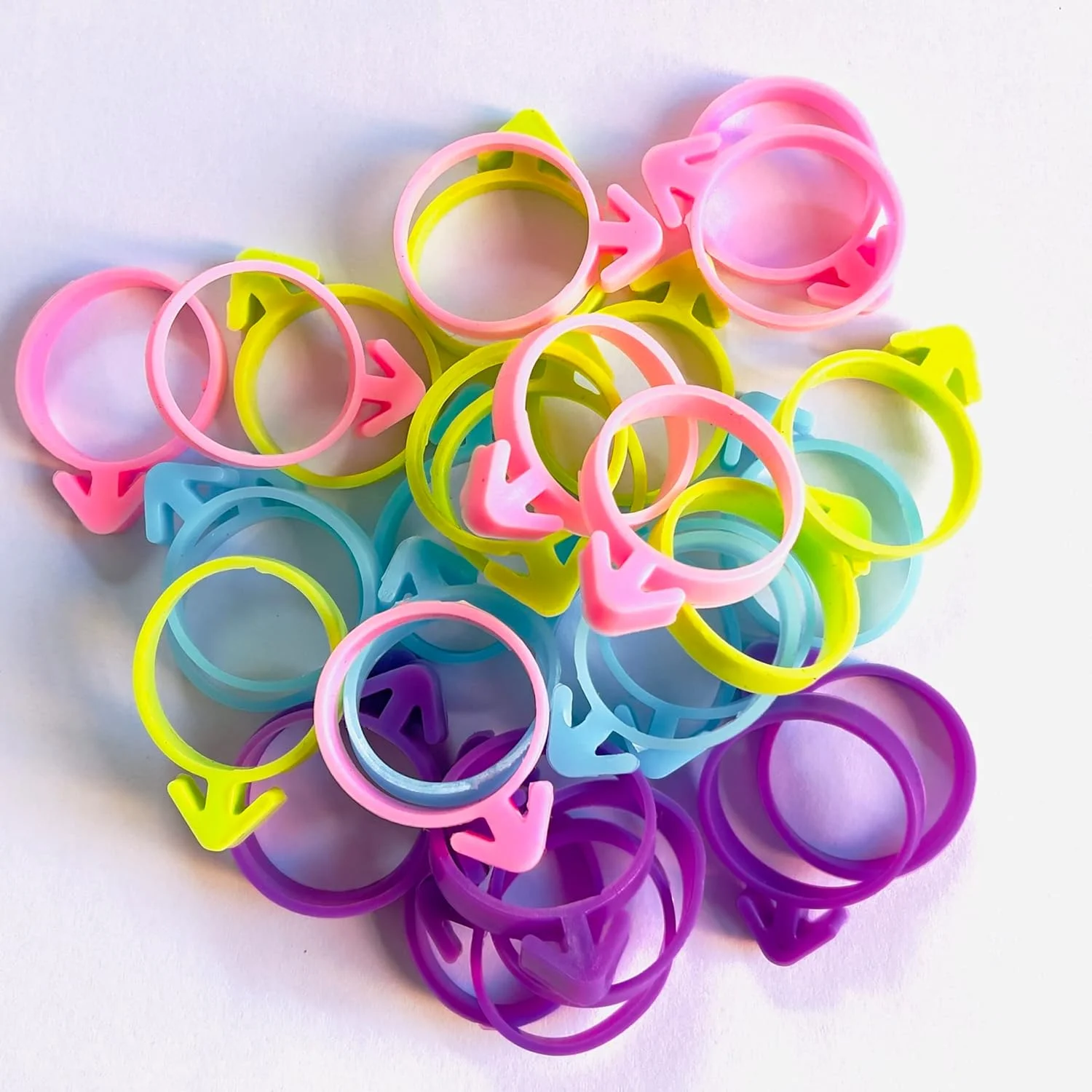 بست های کیسه شیرینی پزی ARNISION، بسته 40 عددی، بست های سیلیکونی کیسه آیسینگ، بست های قابل استفاده مجدد کیسه پایپینگ، گیره های تزئینی کیک و شیرینی پزی، شامل 5 رنگ. مناسب برای مهر و موم کردن کاپ کیک، کلوچه و شیرینی بست های کیسه شیرینی پزی ARNISION، بسته 40 عددی، بست های سیلیکونی کیسه آیسینگ، بست های قابل استفاده مجدد کیسه پایپینگ، گیره های تزئینی کیک و شیرینی پزی، شامل 5 رنگ. مناسب برای مهر و موم کردن کاپ کیک، کلوچه و شیرینی