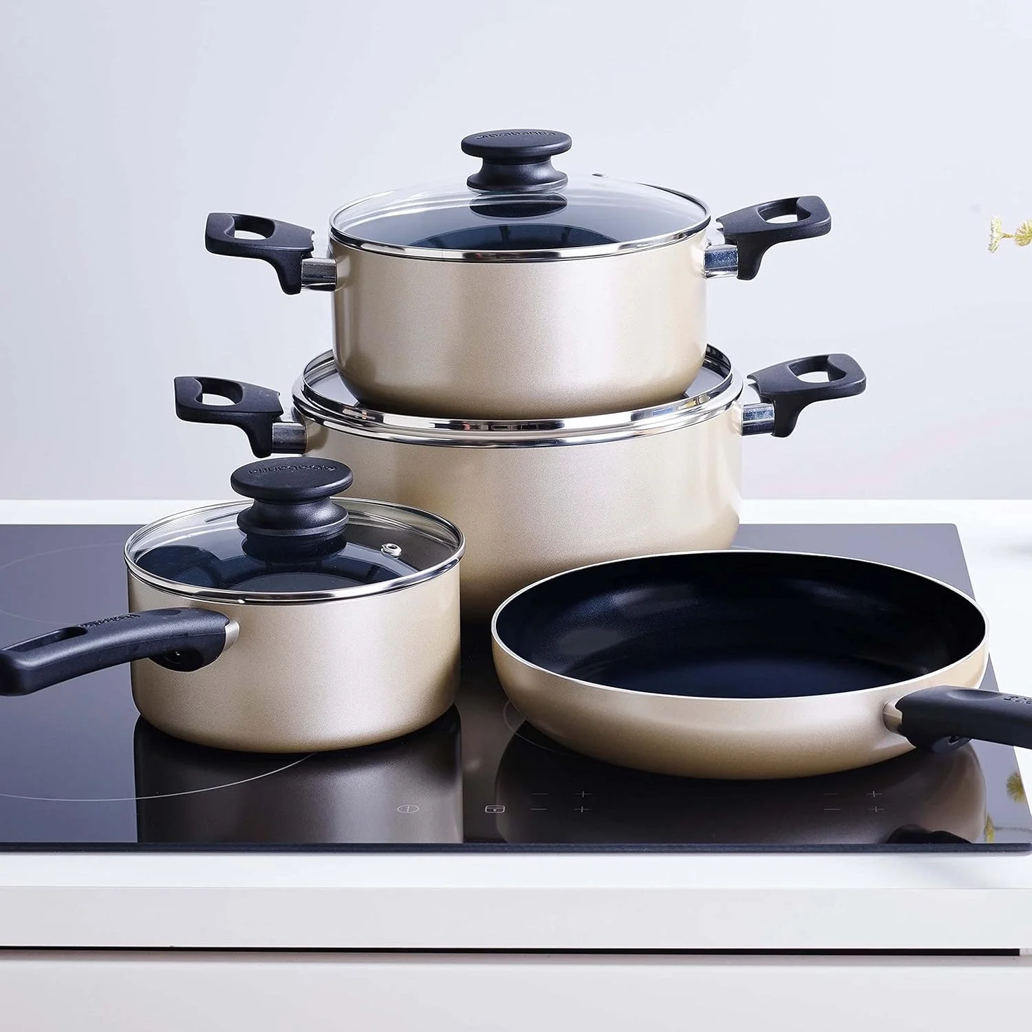 ست 7 پارچه ظروف پخت و پز Brabantia Start 2 Cook (تابه، قابلمه سس، قابلمه 28 سانتی متری، قابلمه 20 سانتی متری و 3 درب) با پوشش نچسب و دستگیره های باکالیت مقاوم در برابر حرارت، شامپاین ست 7 پارچه ظروف پخت و پز Brabantia Start 2 Cook (تابه، قابلمه سس، قابلمه 28 سانتی متری، قابلمه 20 سانتی متری و 3 درب) با پوشش نچسب و دستگیره های باکالیت مقاوم در برابر حرارت، شامپاین