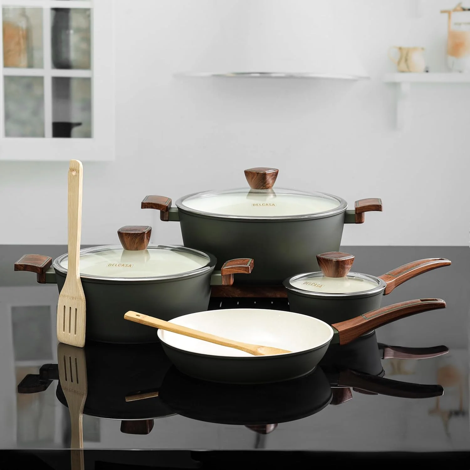 Delcasa 9 Piece Non-Stick Ceramic Coated Cookware Set DC3435 Diecast Aluminum Body with 5-Layer Coating, CD Bottom, Bakelite Handles and Glass Lid Delcasa 9 Piece Non-Stick Ceramic Coated Cookware Set DC3435 Diecast Aluminum Body with 5-Layer Coating, CD Bottom, Bakelite Handles and Glass Lid