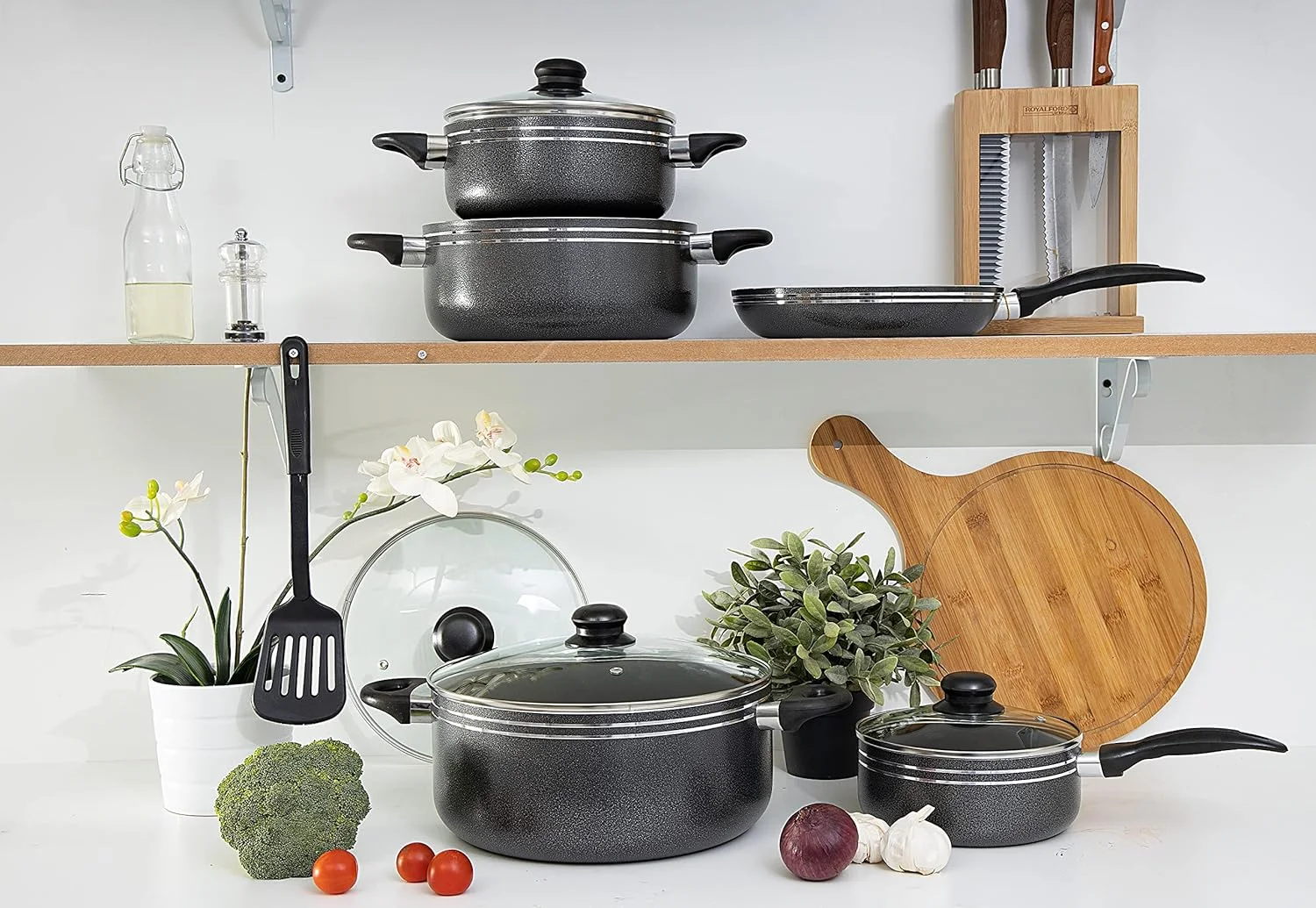 Royalford Cookware Set, Black, Rf7065, 10 Pieces, Aluminium Royalford Cookware Set, Black, Rf7065, 10 Pieces, Aluminium