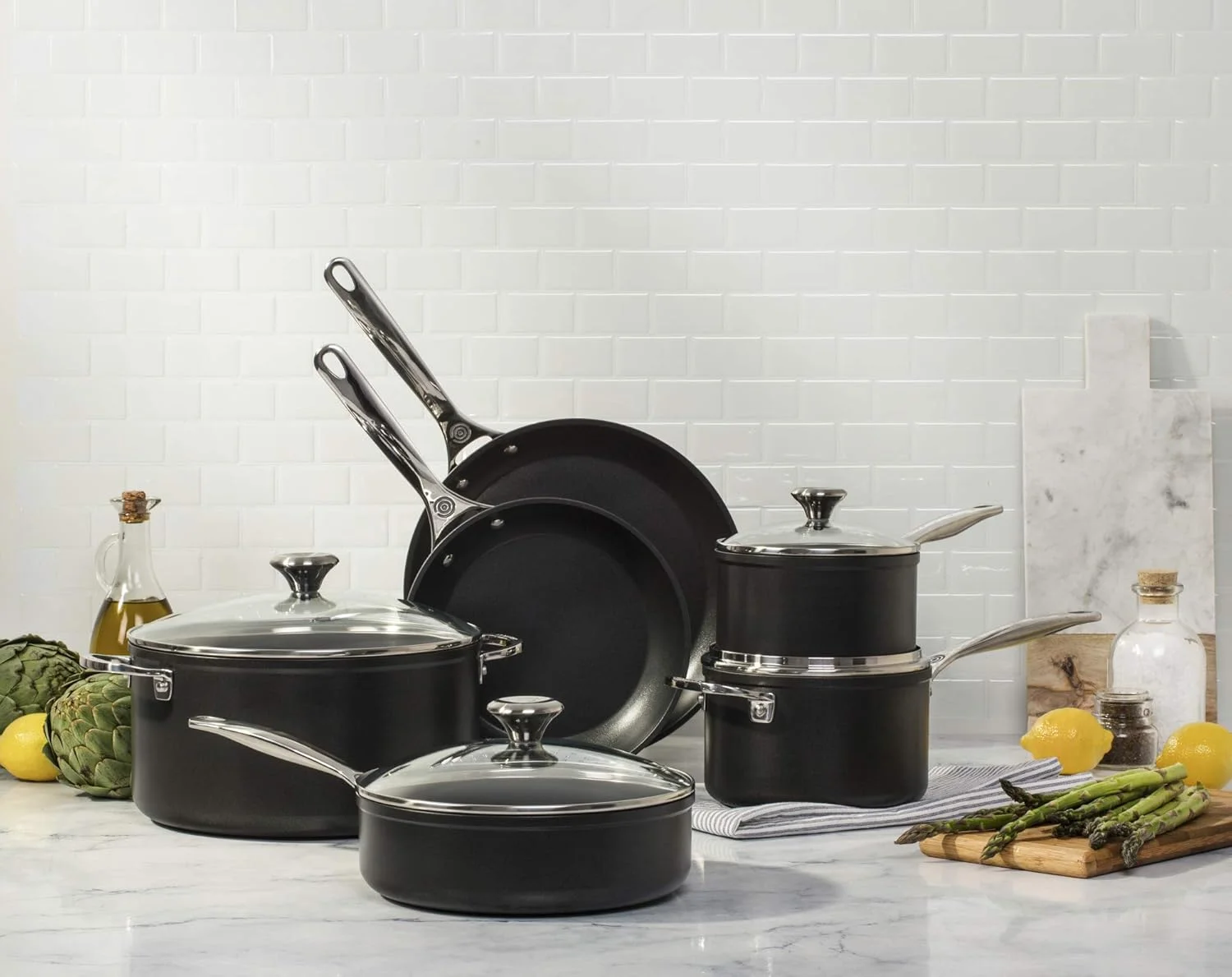 ست ظروف نچسب حرفه ای Le Creuset، ۱۰ پارچه ست ظروف نچسب حرفه ای Le Creuset، ۱۰ پارچه