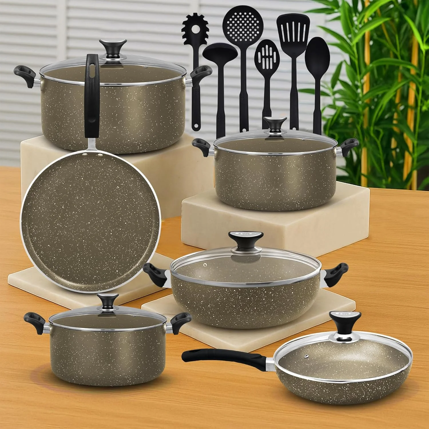ست ظروف پخت و پز 17 پارچه گرانیتی سونِکس ویکتوریا – قابلمه و تابه نچسب با درب شیشه ای + 6 ابزار سیلیکونی، آلومینیوم با روکش مرمر، فاقد PFOA، تمیز کردن آسان، سازگار با اجاق گاز و برقی