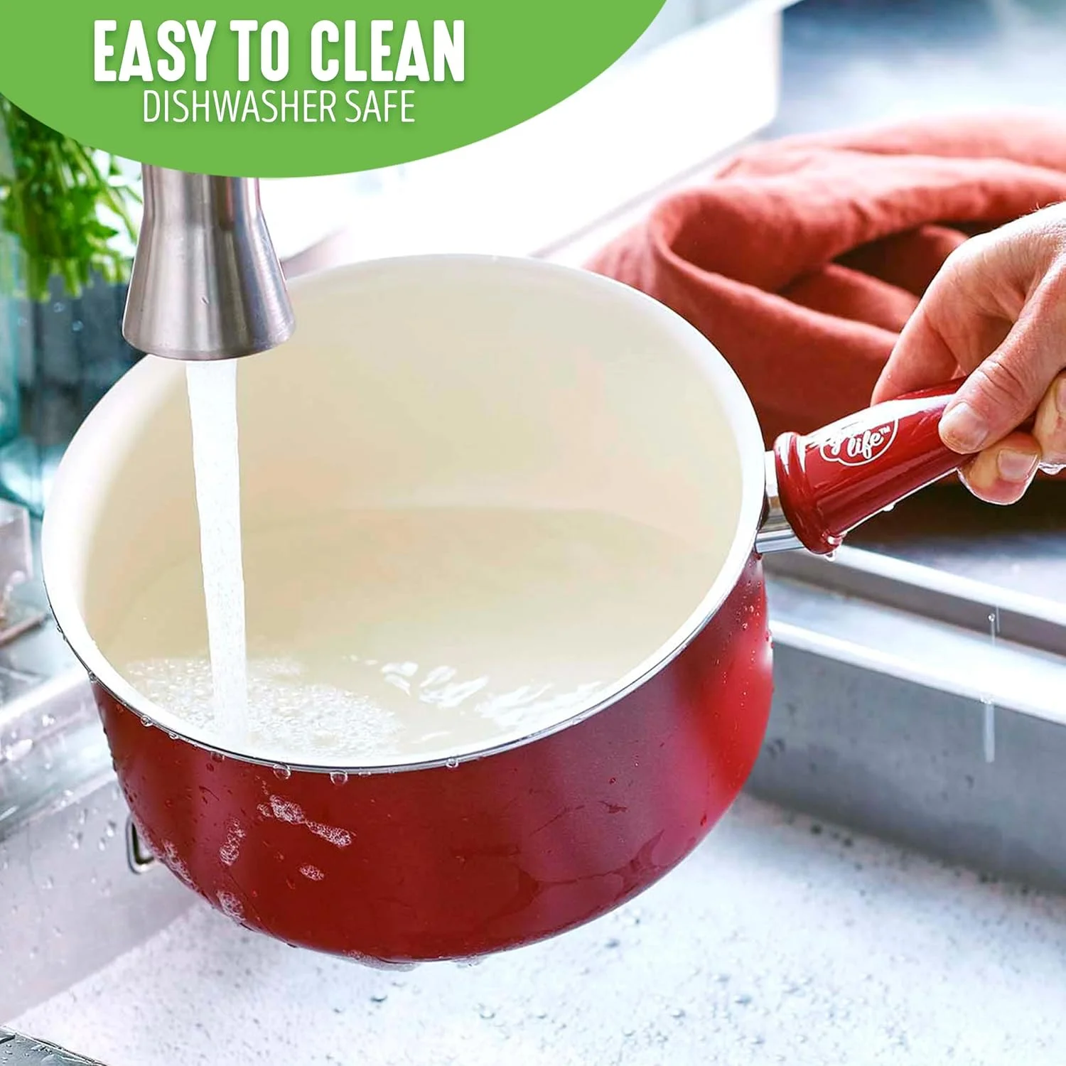 ست قابلمه های سس 1 و 2 کوارت GreenLife با روکش نچسب سرامیکی سالم، دسته نرم، بدون PFAS، قابل شستشو در ماشین ظرفشویی، قرمز ست قابلمه های سس 1 و 2 کوارت GreenLife با روکش نچسب سرامیکی سالم، دسته نرم، بدون PFAS، قابل شستشو در ماشین ظرفشویی، قرمز