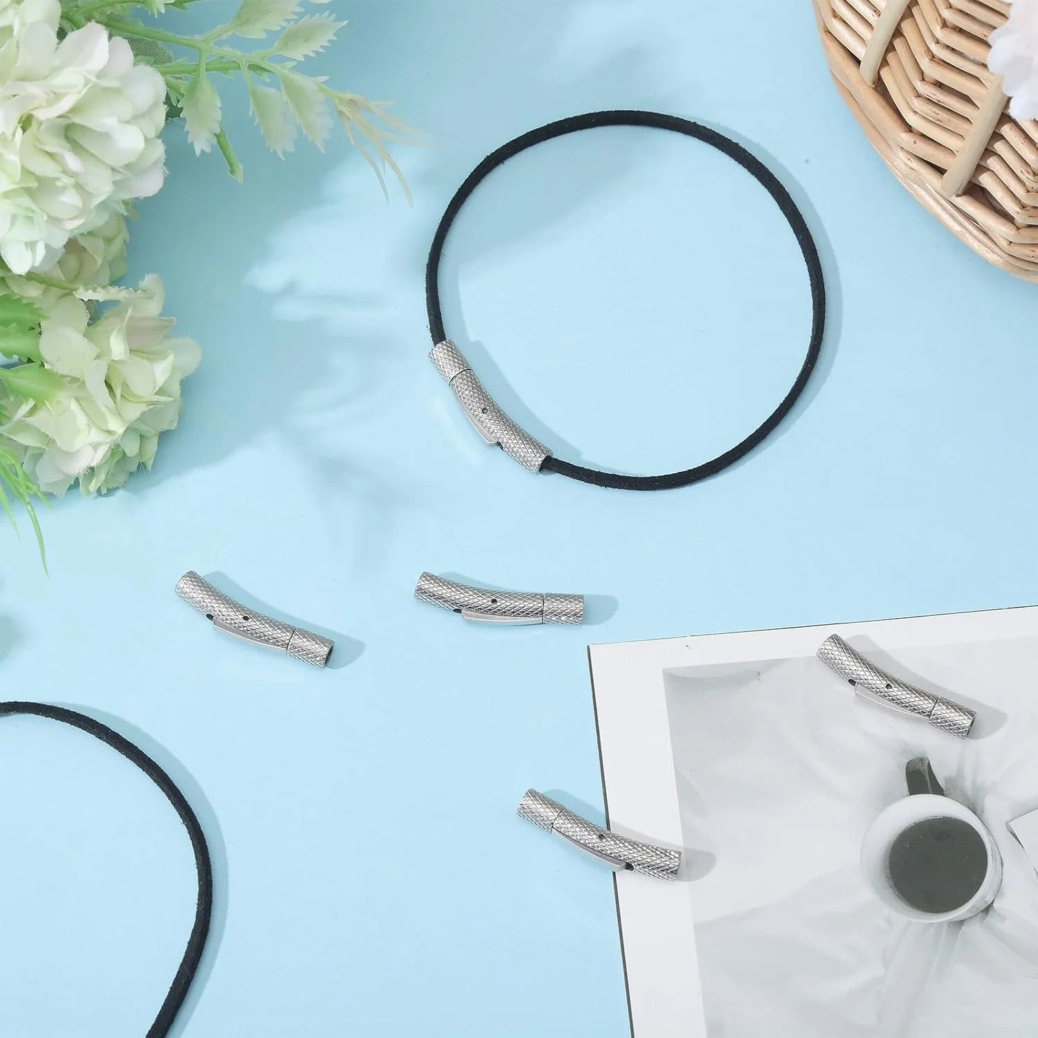 CHGCRAFT 5 عدد قفل سرنیزه ای استیل ضد زنگ، اتصال دهنده های ستونی، اتصال دهنده های انتهای سیم سوراخ دار برای ساخت دستبند، گردنبند، سگک جواهرات، رنگ استیل ضد زنگ، 2.8x0.5x0.6 سانتی متر CHGCRAFT 5 عدد قفل سرنیزه ای استیل ضد زنگ، اتصال دهنده های ستونی، اتصال دهنده های انتهای سیم سوراخ دار برای ساخت دستبند، گردنبند، سگک جواهرات، رنگ استیل ضد زنگ، 2.8x0.5x0.6 سانتی متر