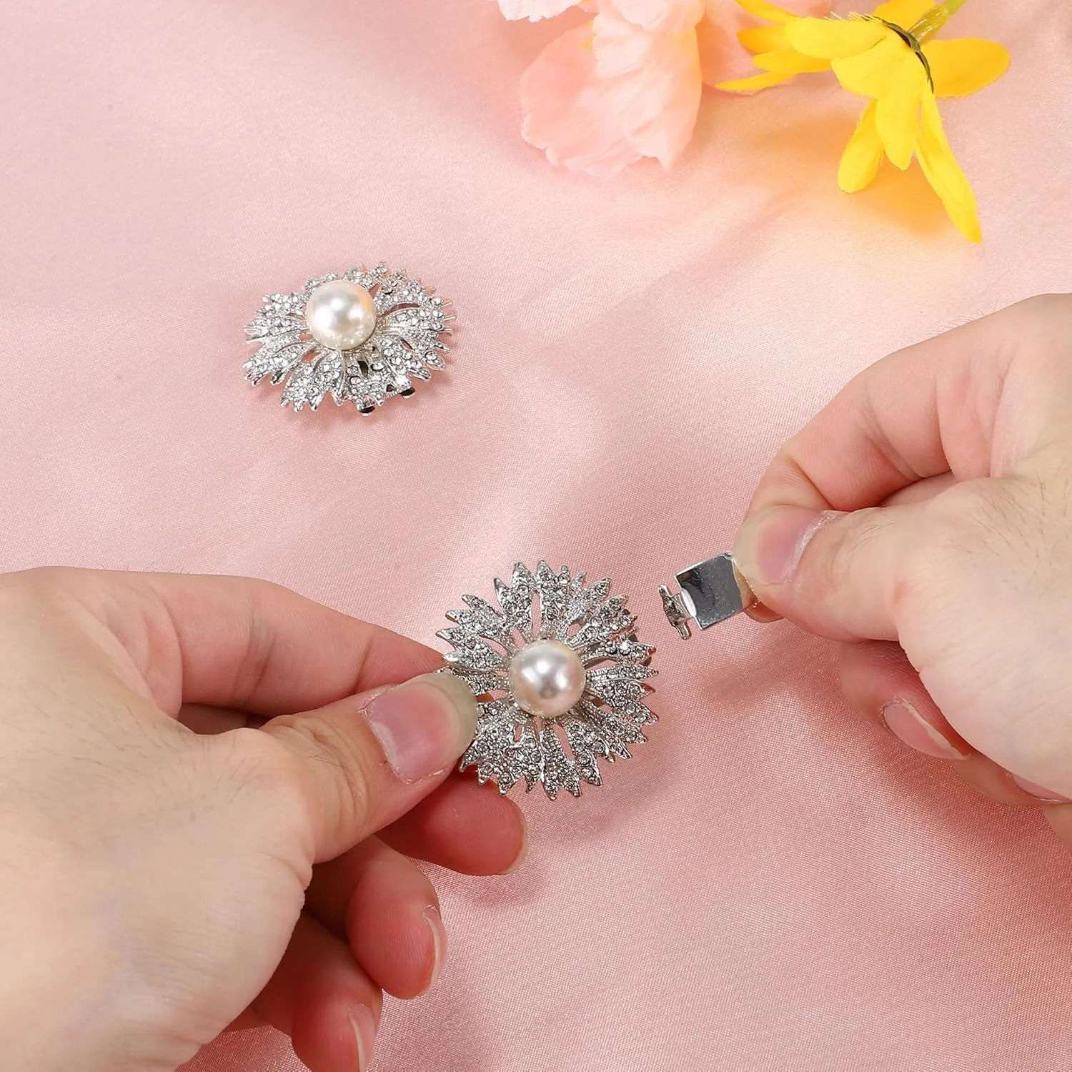 CAPASTEC 2 عدد سگک کفش نگین دار، لوازم جانبی جواهرات کفش، رنگ نقره ای CAPASTEC 2 عدد سگک کفش نگین دار، لوازم جانبی جواهرات کفش، رنگ نقره ای