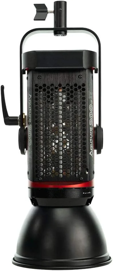 نور ثابت LED فرسنل Aputure LS COB 300D II مدل 300D Mark II با دمای رنگ 5600K، نور روز LED برای عکاسی، 350 وات، مانت Bowens، CRI96+ TLCI96+ با کنترل از راه دور DMX512 2.4Ghz و کنترل از طریق اپلیکیشن نور ثابت LED فرسنل Aputure LS COB 300D II مدل 300D Mark II با دمای رنگ 5600K، نور روز LED برای عکاسی، 350 وات، مانت Bowens، CRI96+ TLCI96+ با کنترل از راه دور DMX512 2.4Ghz و کنترل از طریق اپلیکیشن