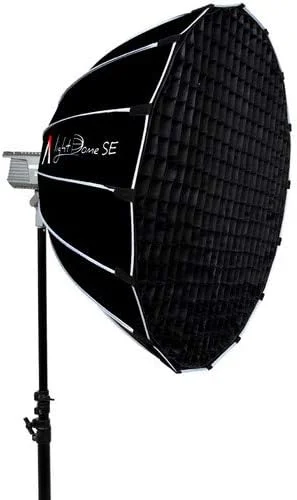 نرم باکس استودیویی Aputure Light Dome SE با قطر 35.5 اینچ، مانت بوئنز به همراه گرید و دیفیوزر فلاش، مناسب برای نورهای سری Light Storm LS 300X C120D II 300D II Amaran 100 و 200 COB نرم باکس استودیویی Aputure Light Dome SE با قطر 35.5 اینچ، مانت بوئنز به همراه گرید و دیفیوزر فلاش، مناسب برای نورهای سری Light Storm LS 300X C120D II 300D II Amaran 100 و 200 COB