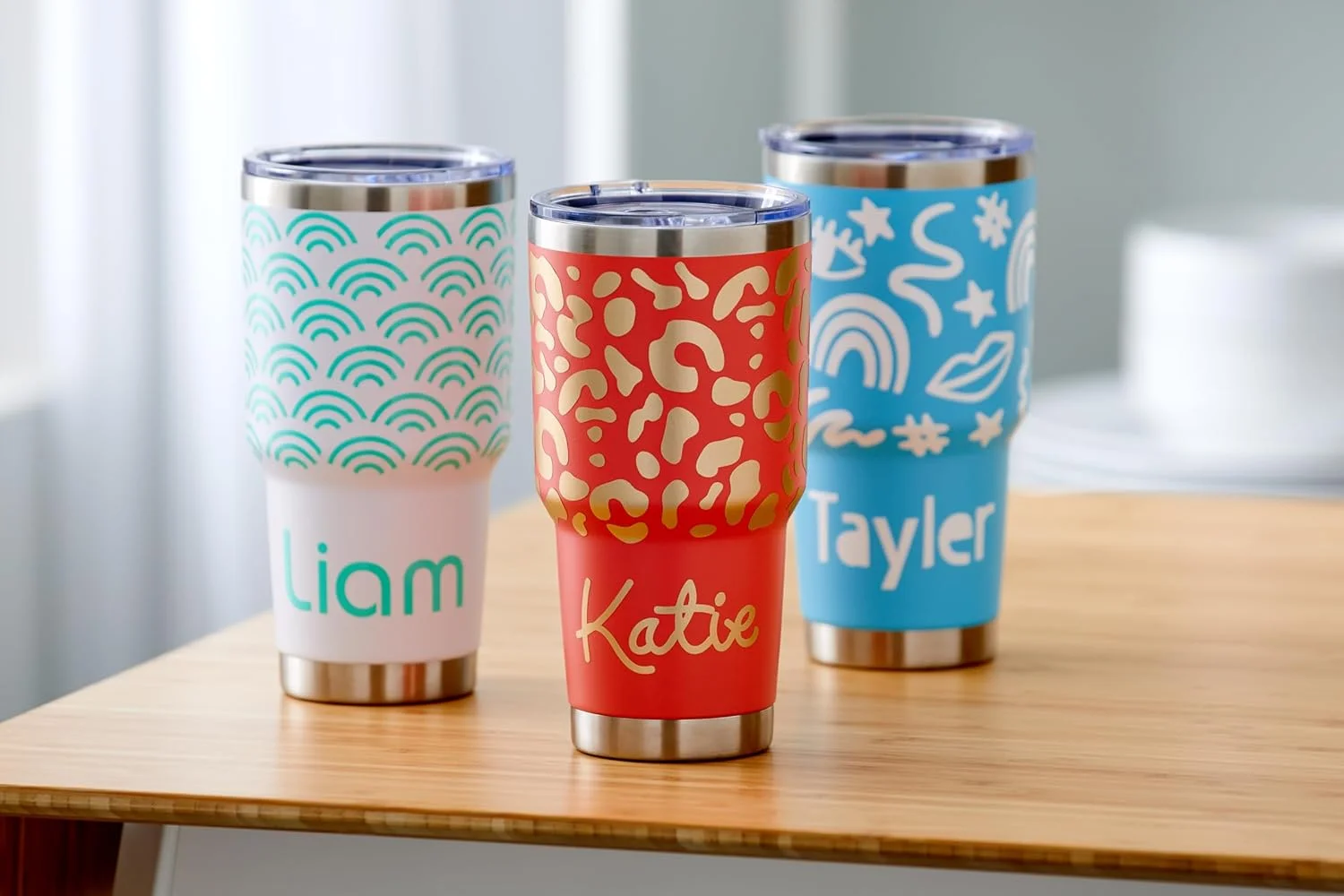 وینیل دائمی هوشمند Cricut، متالیک مات (شامپاین) | بسته 3 عددی رول 3 فوتی (33x91 سانتی متر) - برش بدون مت تا 3.6 متر - سازگار با دستگاه های Maker و Explore وینیل دائمی هوشمند Cricut، متالیک مات (شامپاین) | بسته 3 عددی رول 3 فوتی (33x91 سانتی متر) - برش بدون مت تا 3.6 متر - سازگار با دستگاه های Maker و Explore