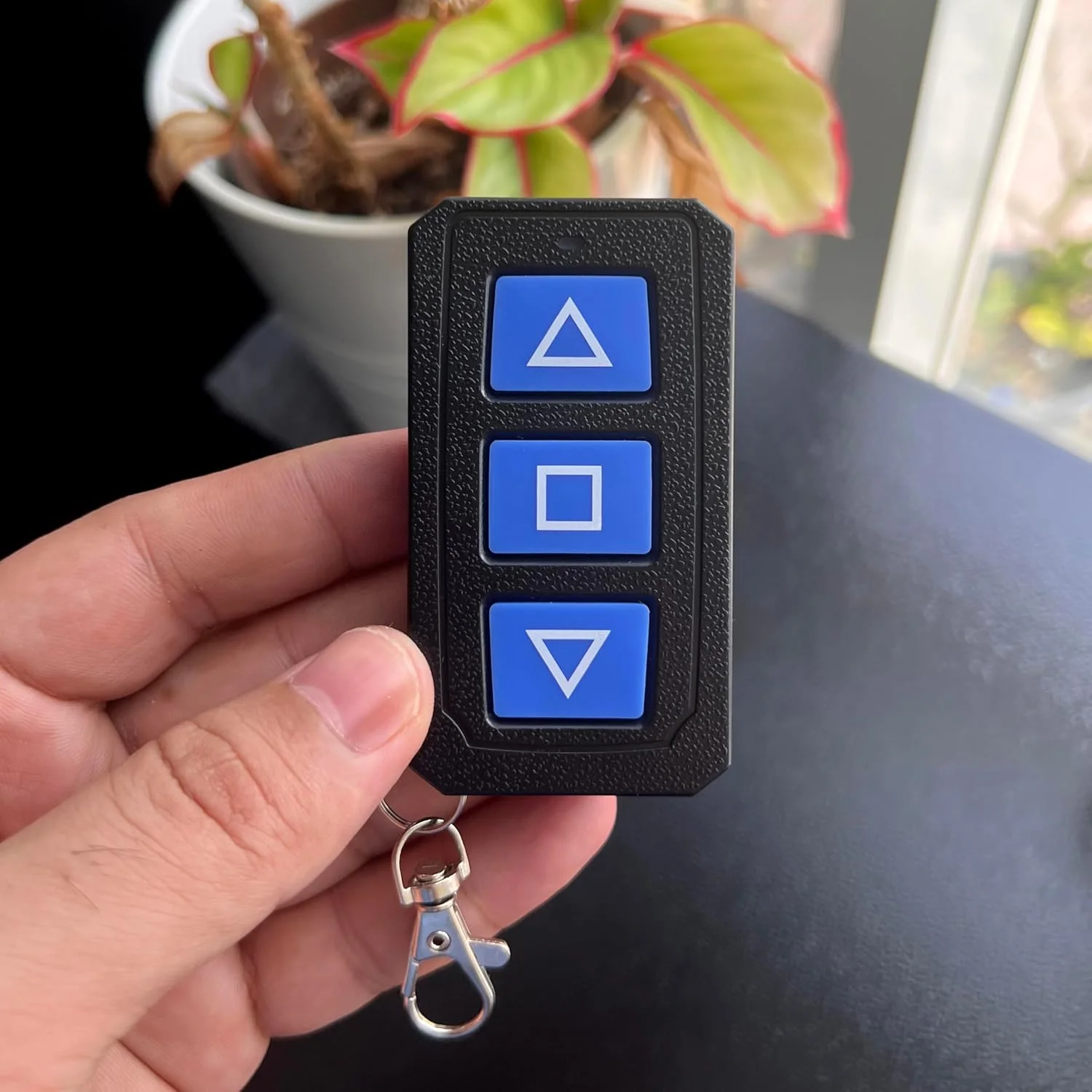 ریموت کنترل یونیورسال 433MHz روبیک، مناسب برای درب پارکینگ، درب گاراژ و سیستم پلاک خوان (مشکی)