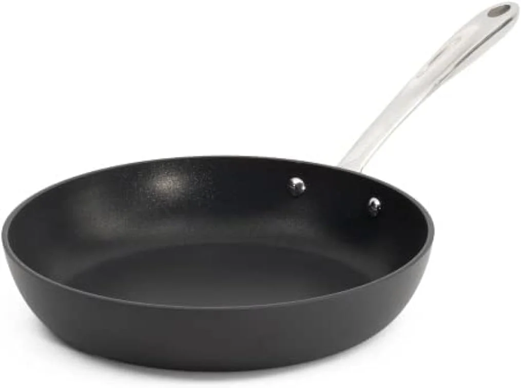 ظروف پخت و پز نچسب All-Clad Essentials (تابه سرخ کن 26.7 سانتی متری) ظروف پخت و پز نچسب All-Clad Essentials (تابه سرخ کن 26.7 سانتی متری)