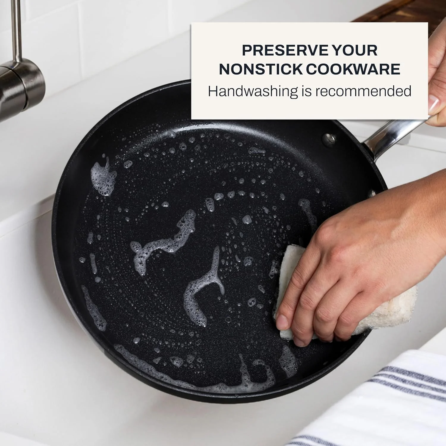 ست تابه نچسب 2 تکه All-Clad E7859064 HA1 با پوشش سخت آنودایز شده، قابل شستشو در ماشین ظرفشویی، بدون PFOA، مشکی، سایز 10 و 12 اینچ مدل E7859064 ست تابه نچسب 2 تکه All-Clad E7859064 HA1 با پوشش سخت آنودایز شده، قابل شستشو در ماشین ظرفشویی، بدون PFOA، مشکی، سایز 10 و 12 اینچ مدل E7859064