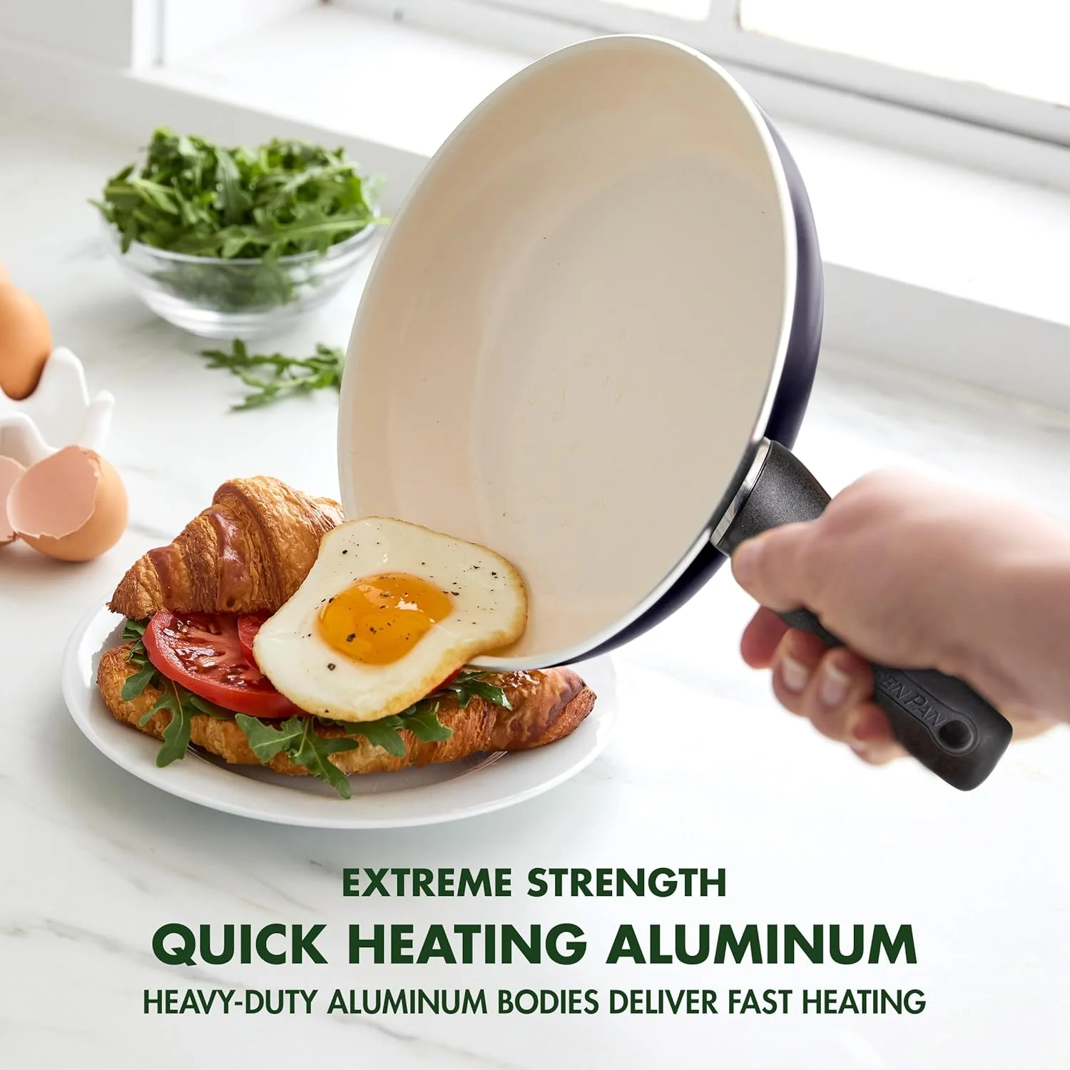 ست تابه و کفگیر 20 سانتی متری GreenPan Rio، دسته با روکش نرم، فاقد PFAS، قابل شستشو در ماشین ظرفشویی، قابل استفاده در فر، مشکی