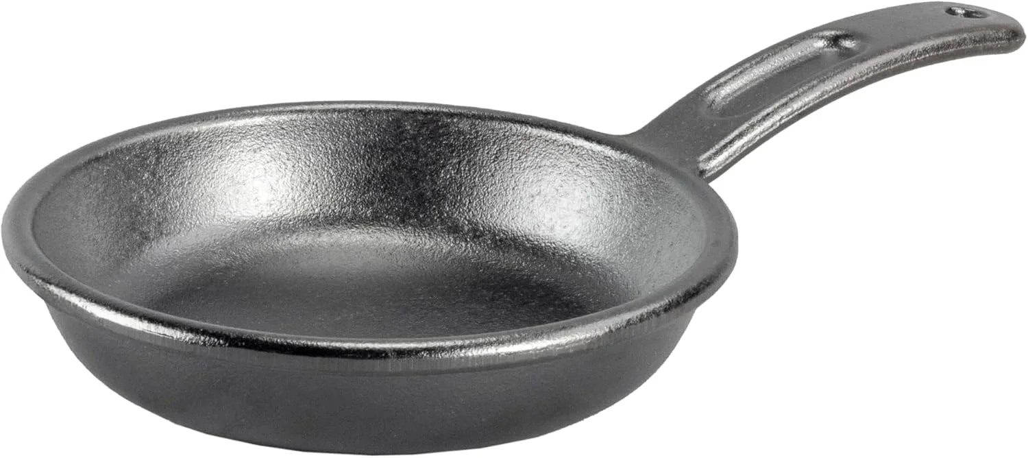 تابه چدنی لژ BOLD سایز 8 اینچ، تابه از پیش روغنی شده، طراحی مدرن، مشکی