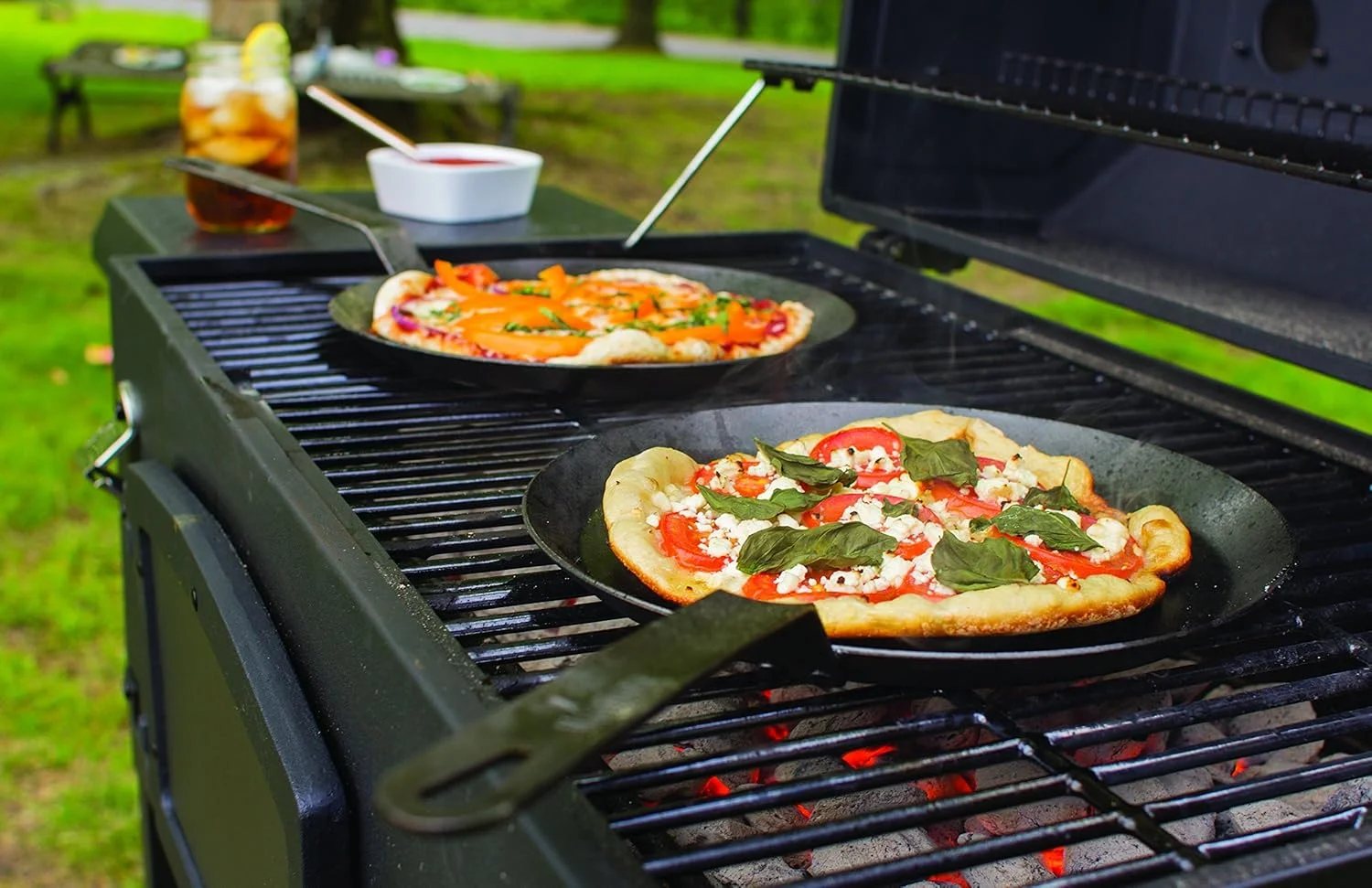 تابه چدنی کربنی از پیش روغن‌کاری شده لاج، 8 اینچ، مشکی