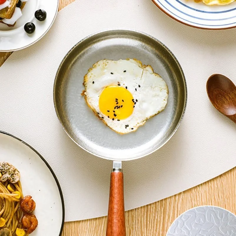 تابه کوچک نچسب 12 سانتی متری برای تخم مرغ و پنکیک، تابه کوچک قابل حمل با دسته، ایده آل برای آشپزی در آشپزخانه، کمپینگ، مسافرت، تابه کوچک سبک وزن تابه کوچک نچسب 12 سانتی متری برای تخم مرغ و پنکیک، تابه کوچک قابل حمل با دسته، ایده آل برای آشپزی در آشپزخانه، کمپینگ، مسافرت، تابه کوچک سبک وزن