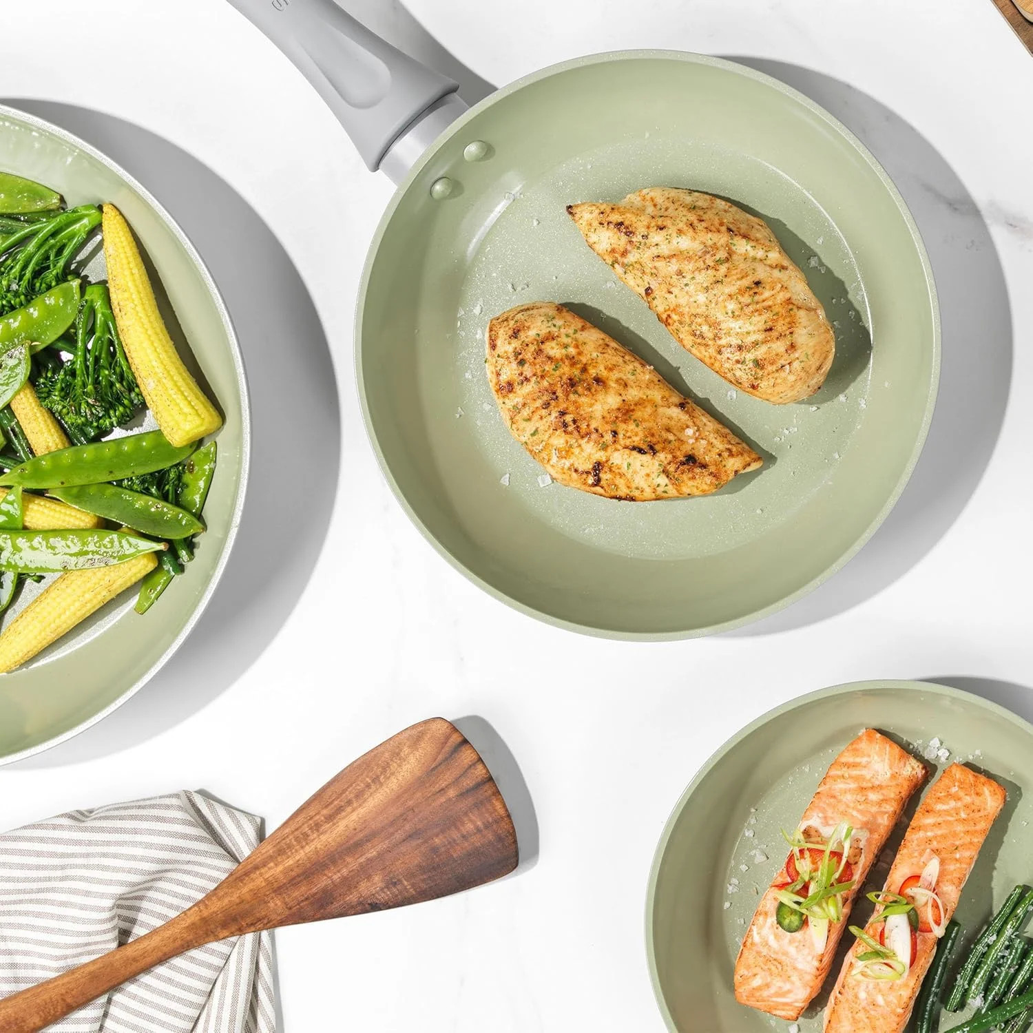 تابه 20 سانتی متری سالتر Earth - پوشش سرامیکی نچسب سالم، ظروف پخت و پز القایی بدون PFAS، تابه کوچک آلومینیومی برای پخت تخم مرغ و پنکیک، تمیز کردن آسان، بدون PFOA/PTFE، دسته خنک شونده، سبز