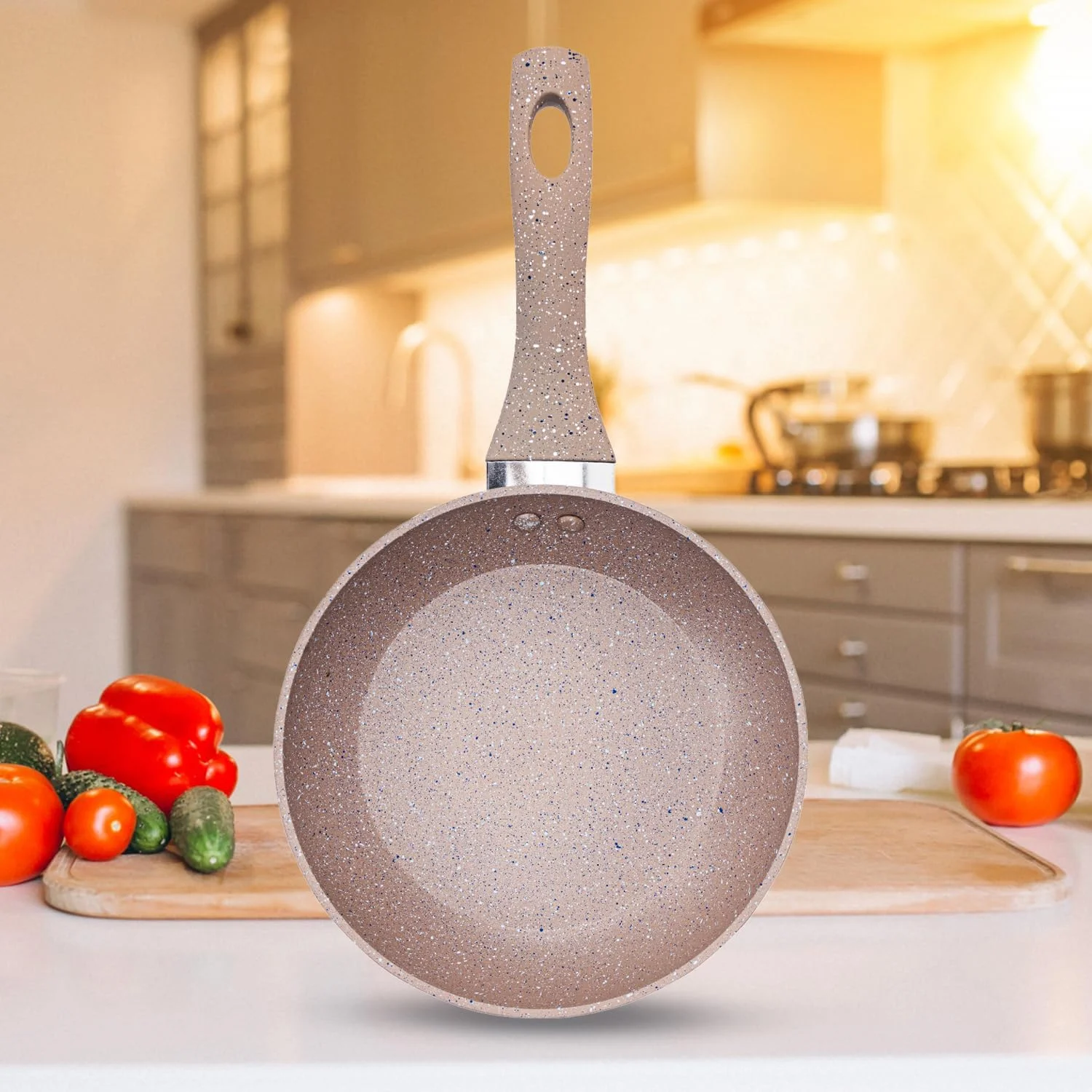 تابه رویال فورد مدل Smart با قطر 30 سانتی متر - تابه با پوشش نچسب گرانیتی 5 لایه | سازگار با انواع اجاق گاز | دسته مقاوم در برابر حرارت با حلقه آویز | ایده آل برای سرخ کردن، پخت و پز، تفت دادن و موارد دیگر، RF9466BGE، بژ